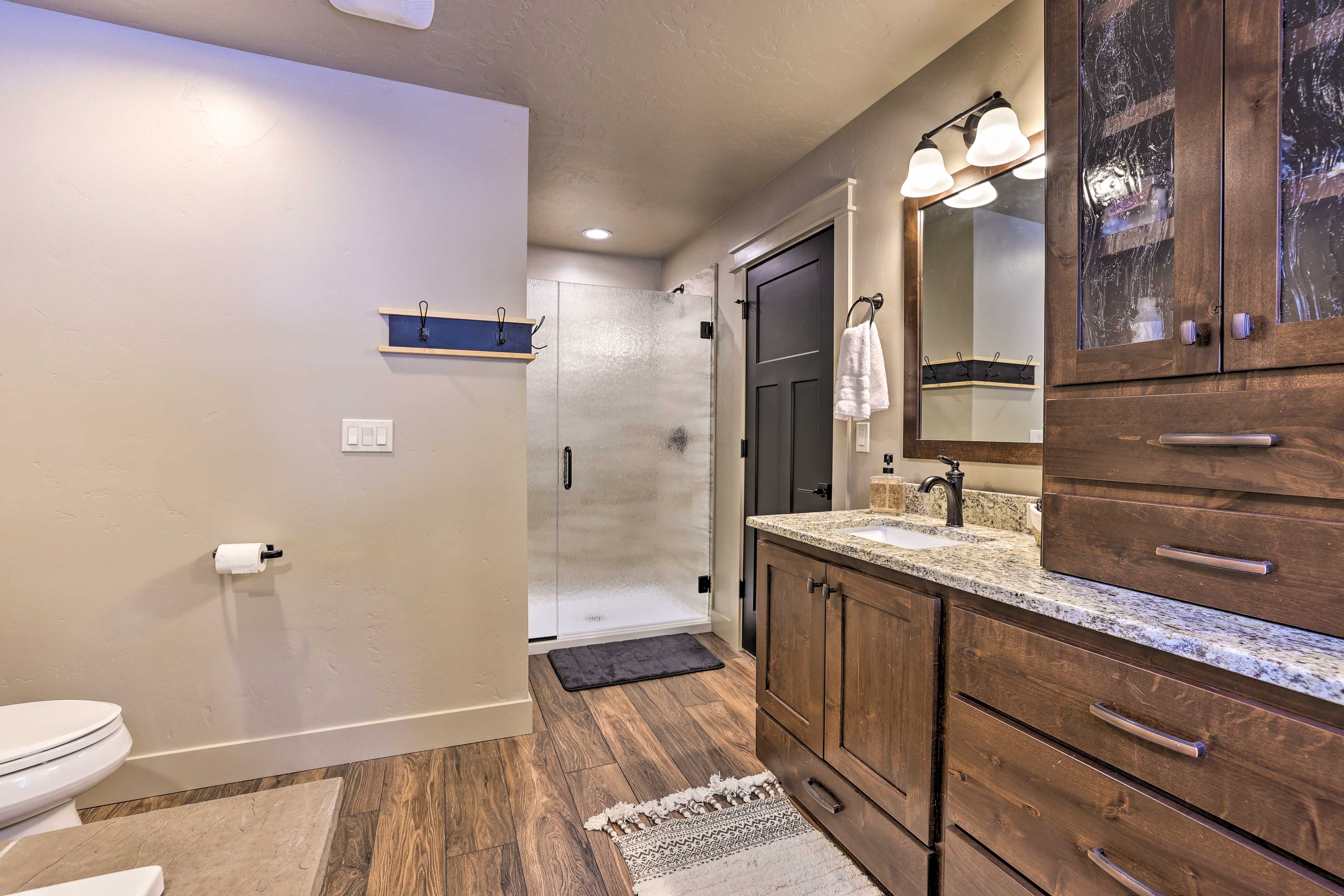 En-Suite Bathroom | Walk-In Shower