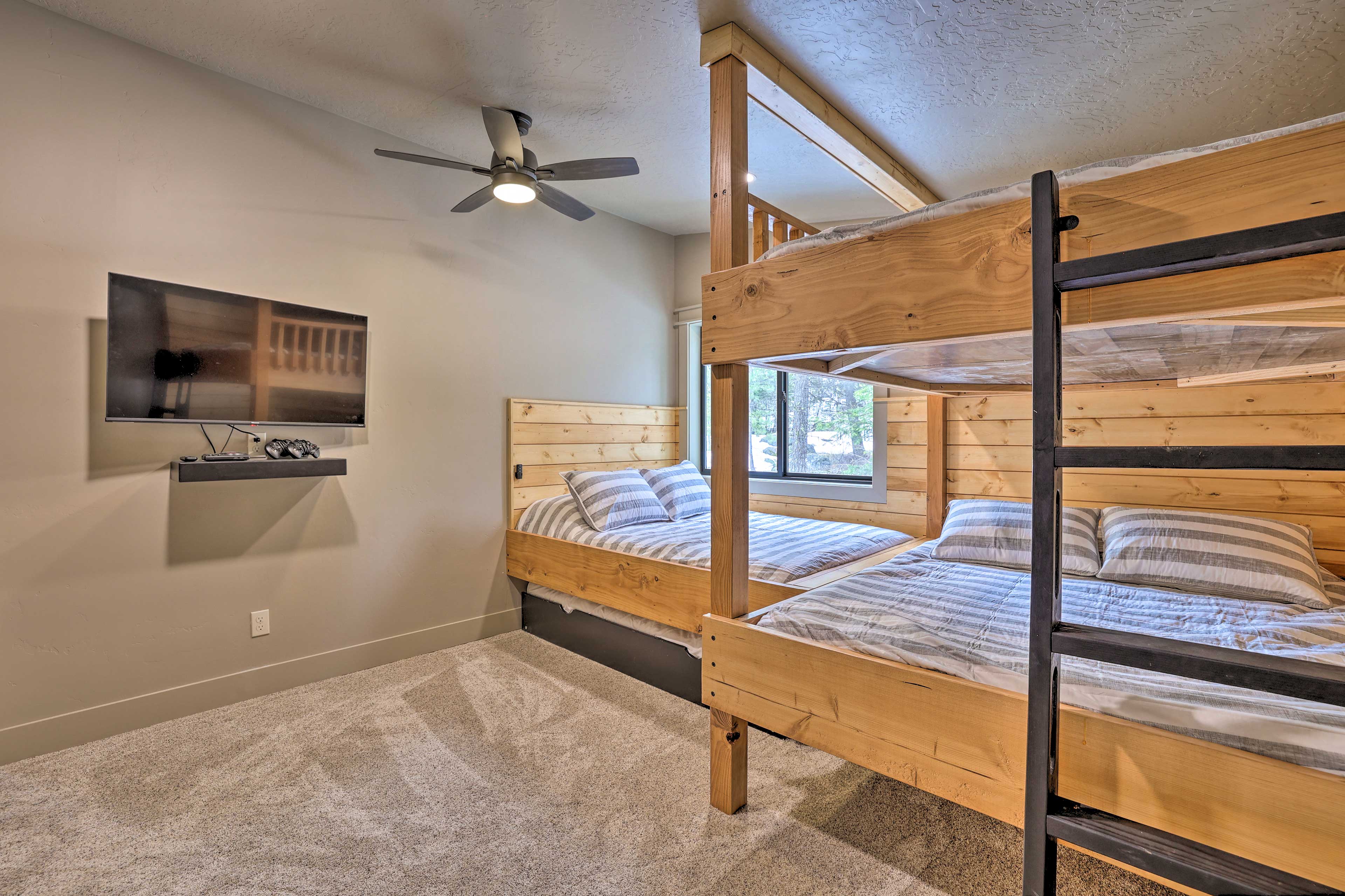 Bedroom 3 | Full Bunk Bed | Full Bed w/ Twin Trundle | Upper Level