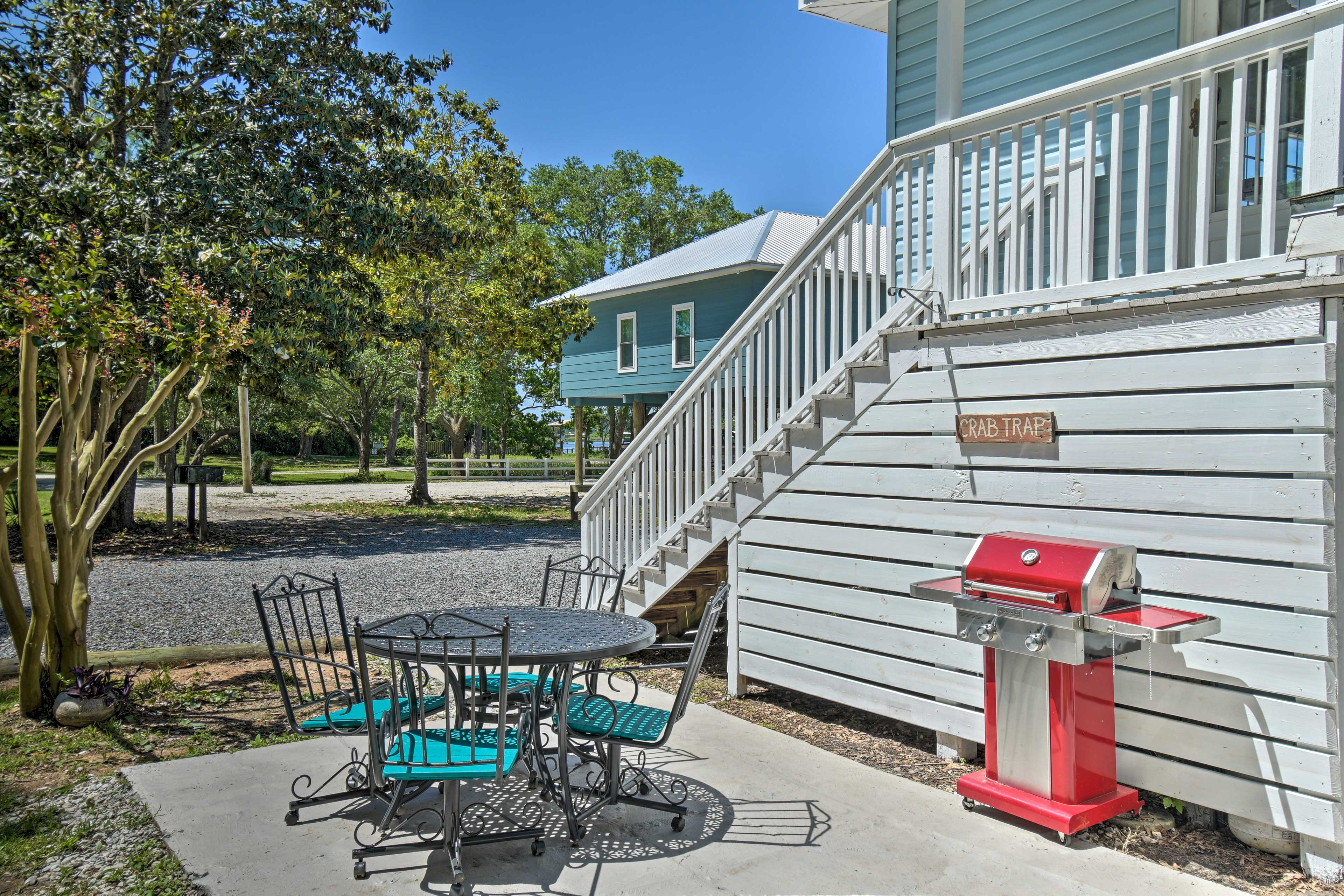 Patio | Dining Area | Gas Grill