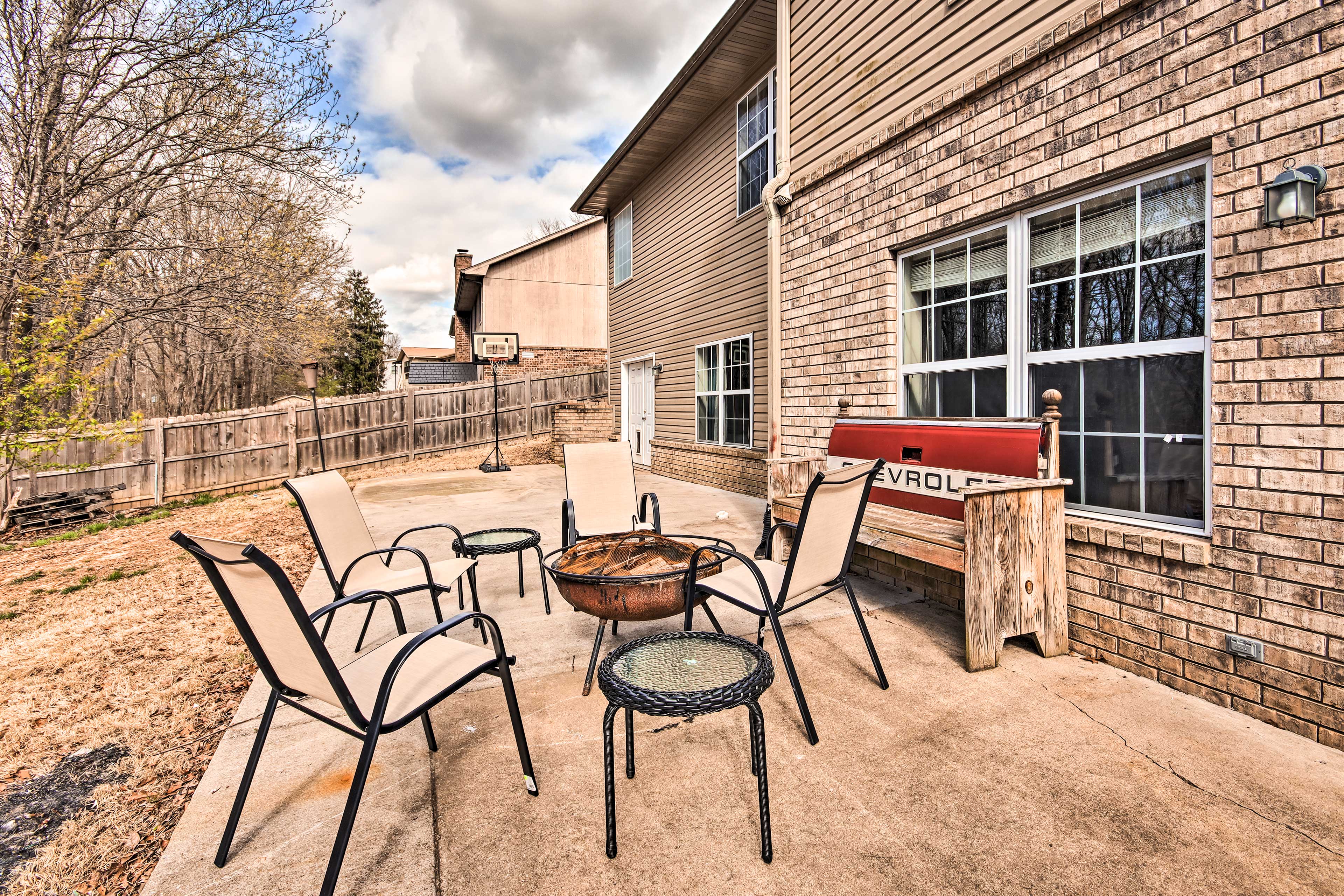 Patio | Fire Pit