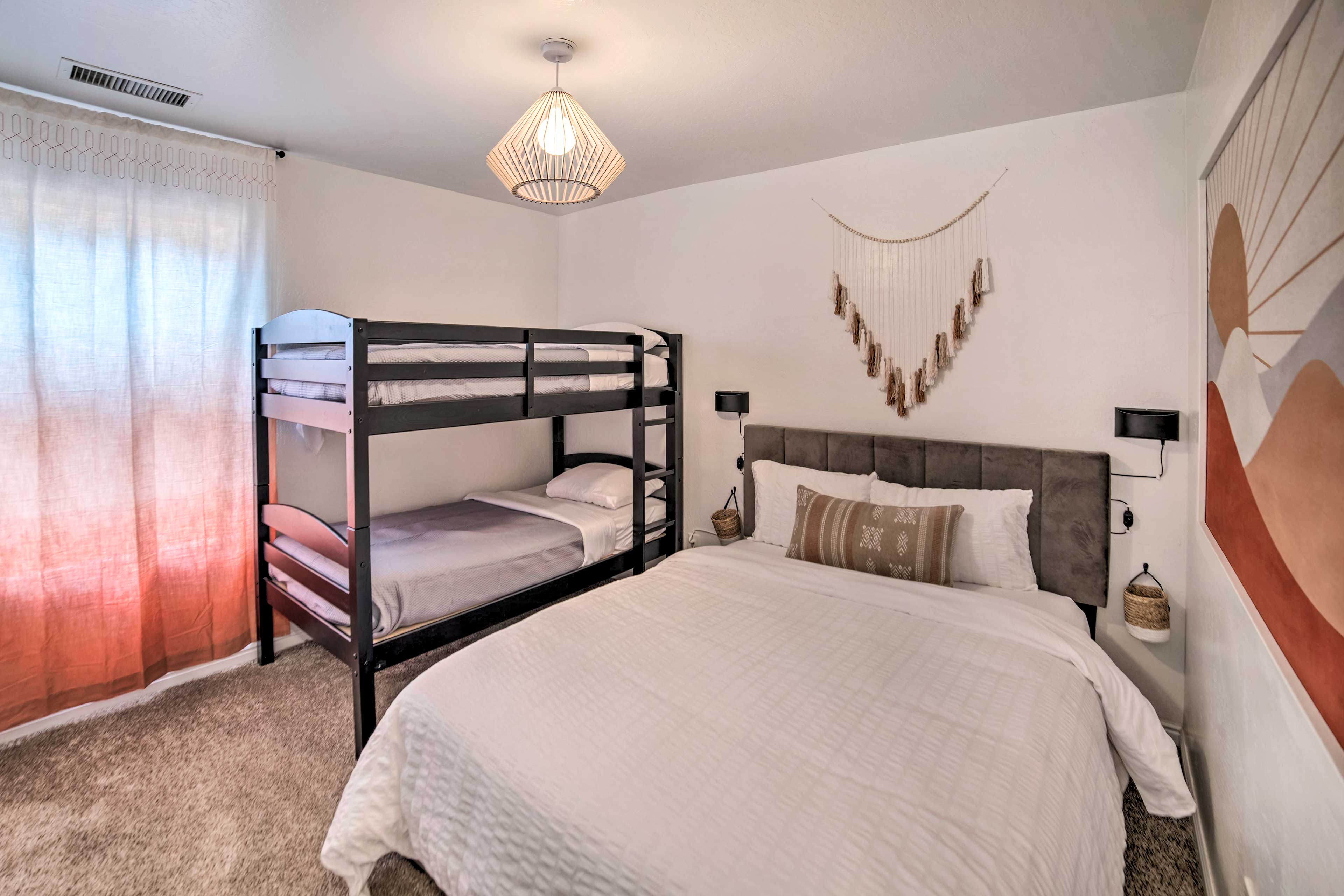 Bedroom 2 | Queen Bed | Twin Bunk Bed