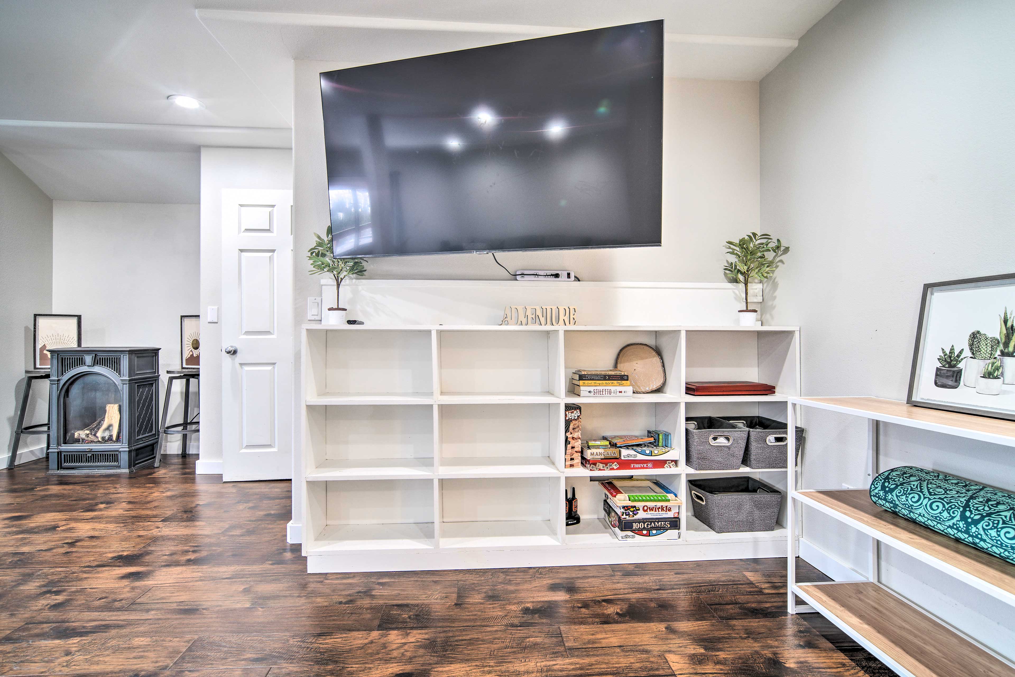 Family Room | Smart TV