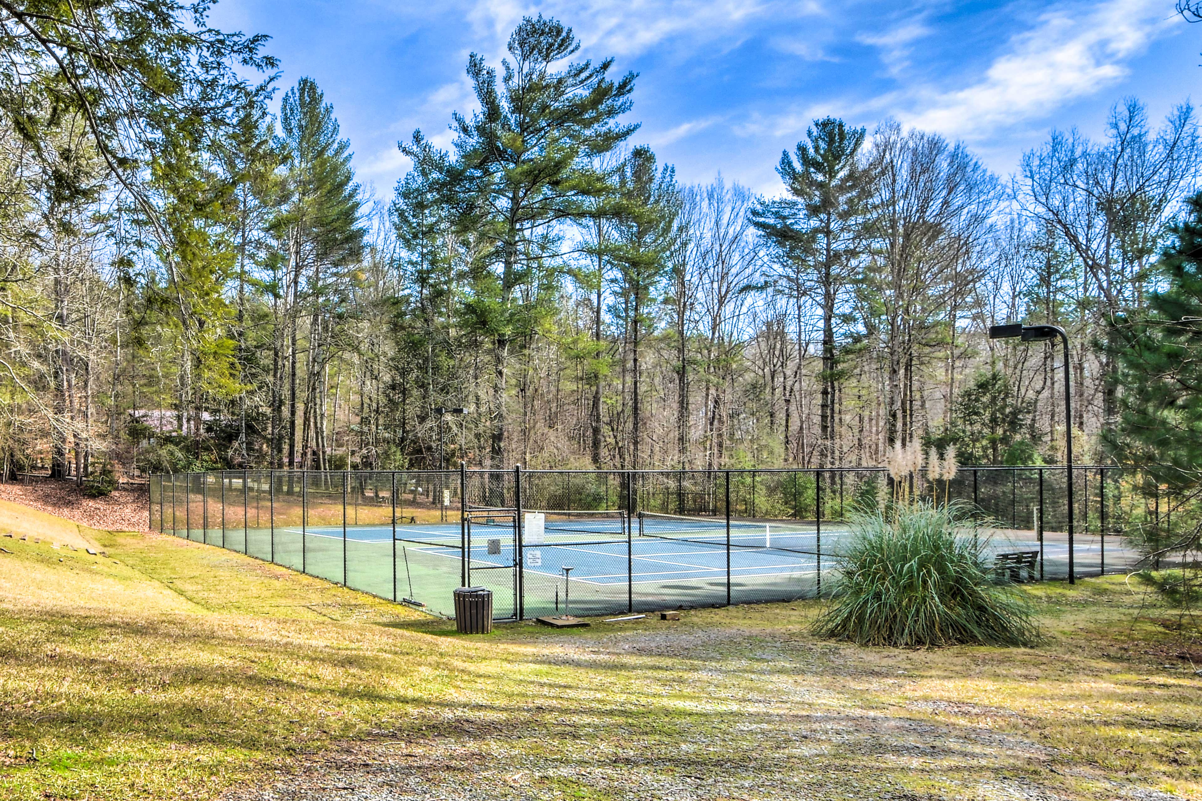 Coosawattee River Resort Community Tennis Court