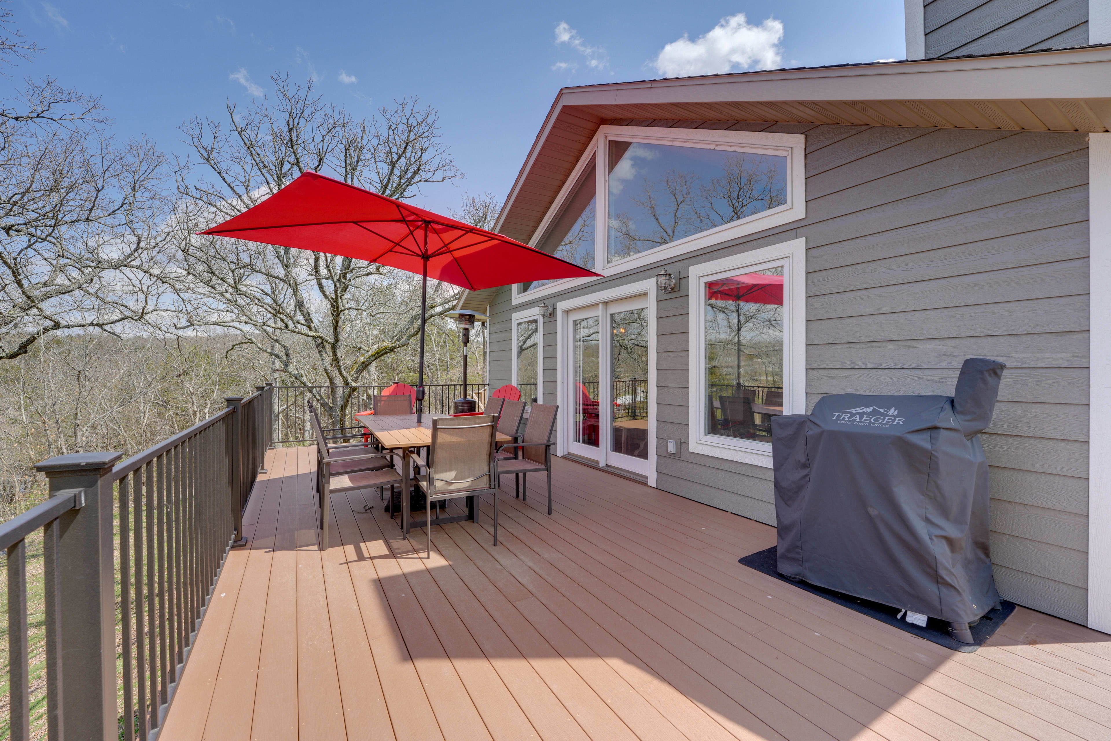 Deck | Charcoal Grill | Dining Area | Lake Views