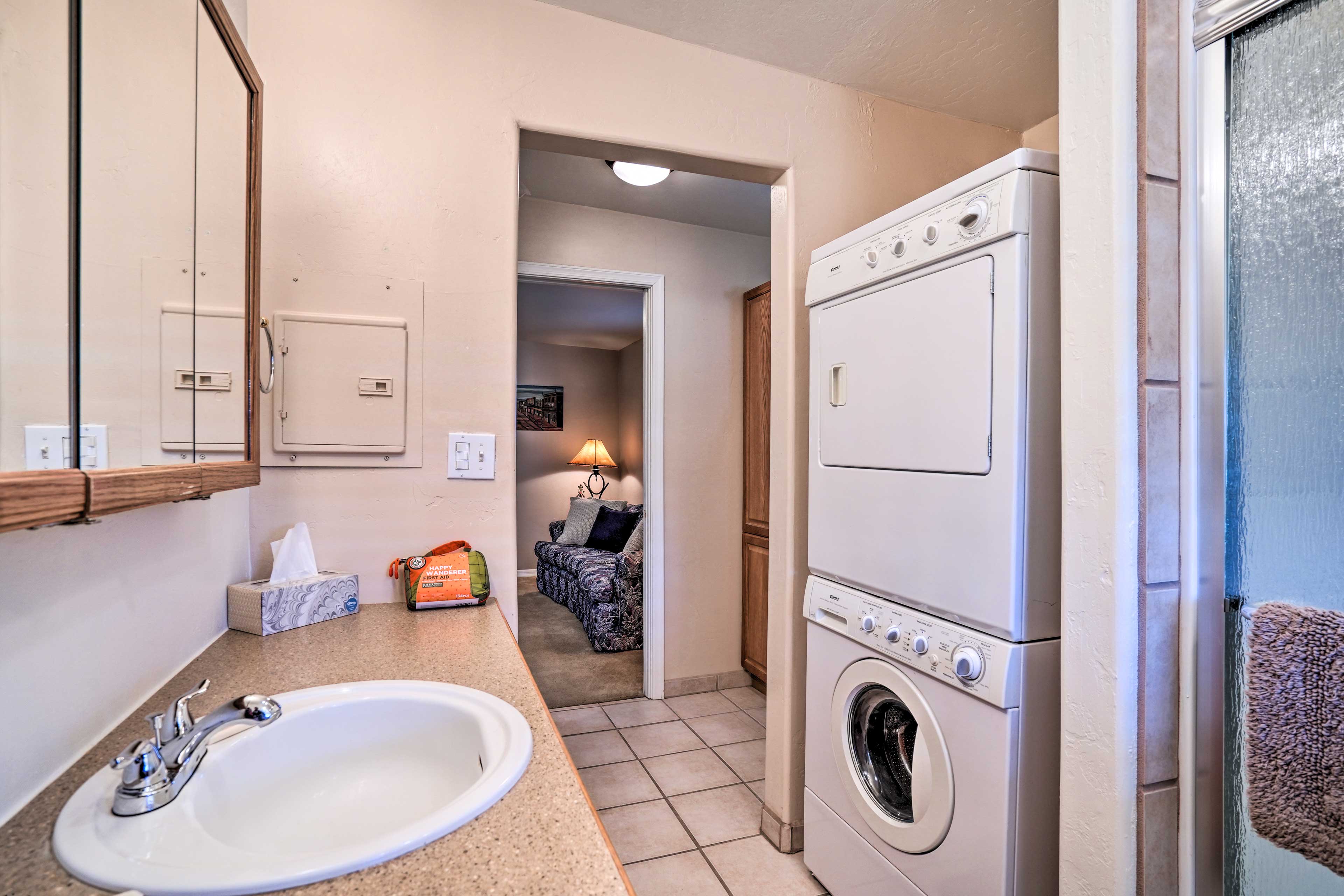 Full Bathroom | Laundry