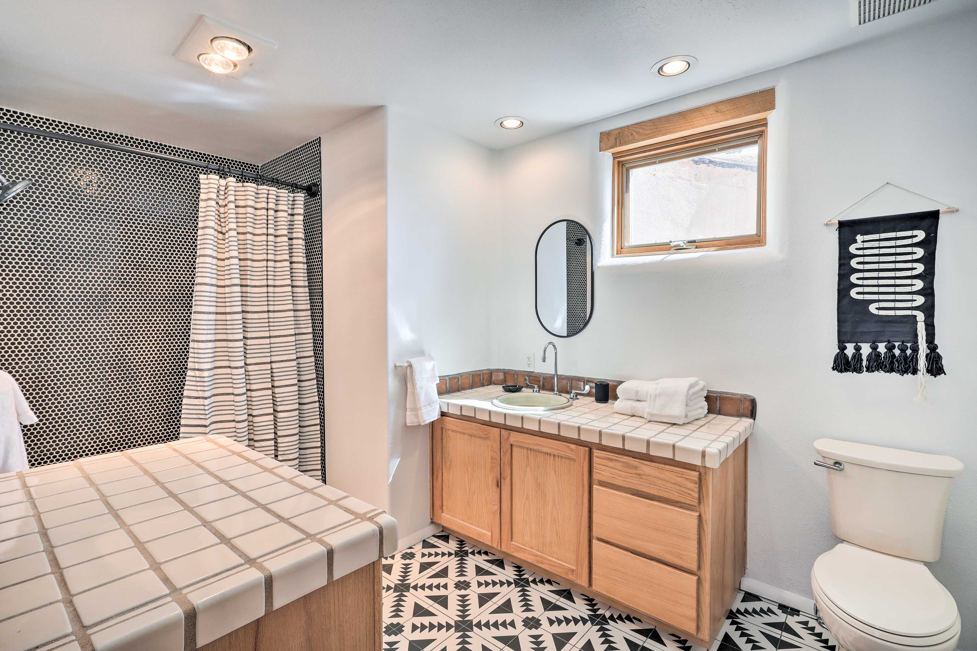 Full Bathroom | 1st Floor | Complimentary Toiletries | Shampoo | Hair Dryer