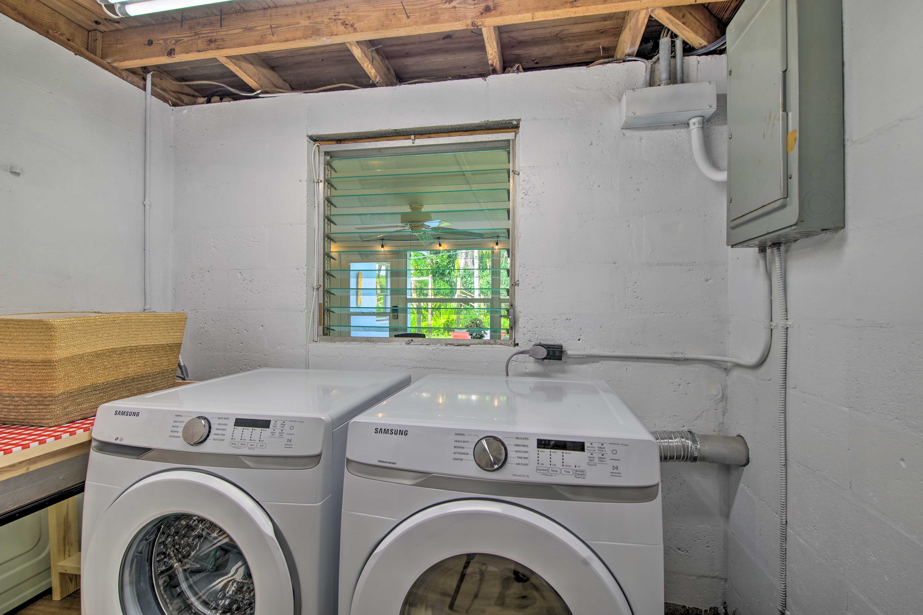 Laundry Room | Washer & Dryer | Iron/Ironing Board