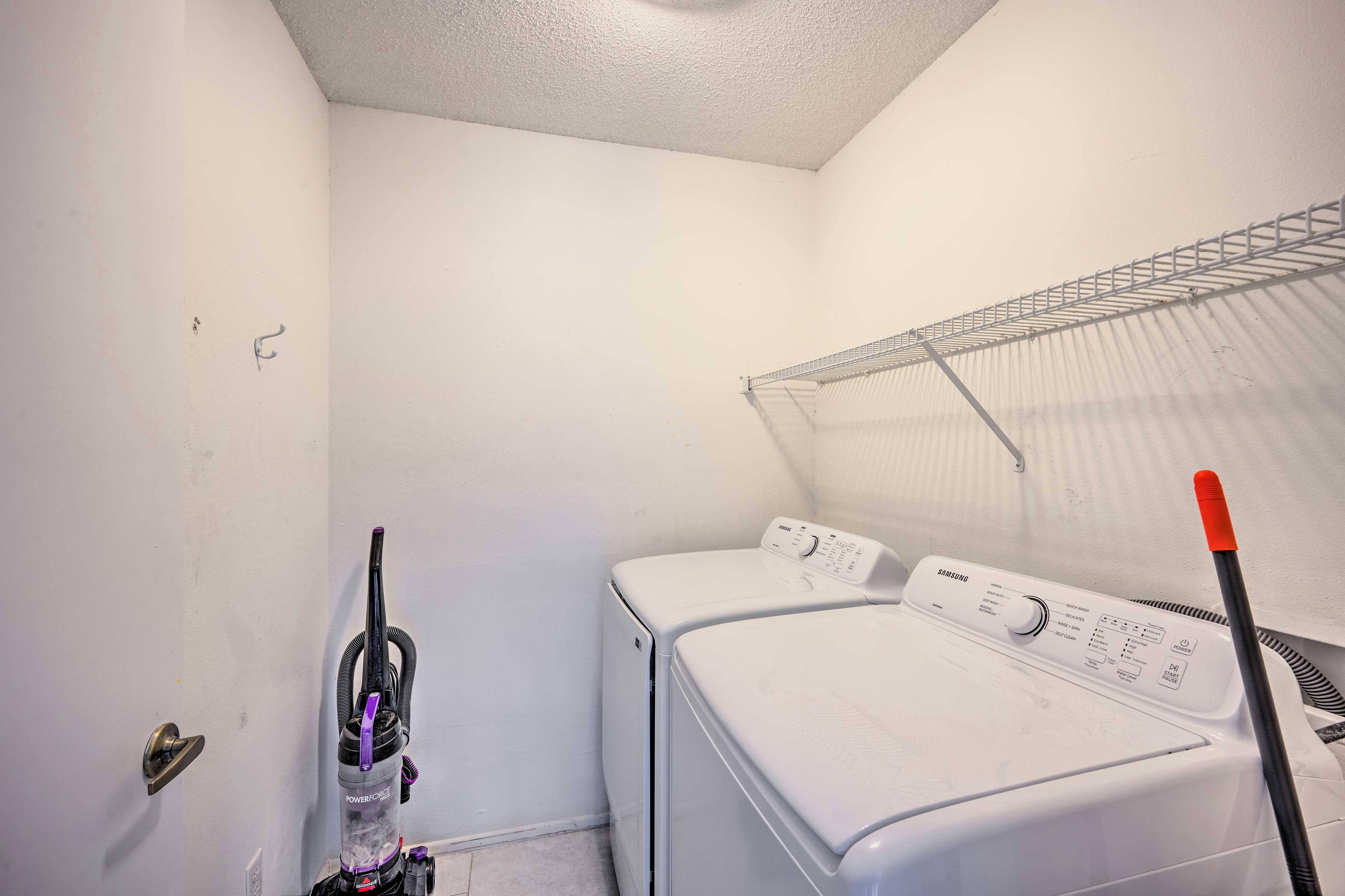 Laundry Room | Washer & Dryer | Iron/Ironing Board