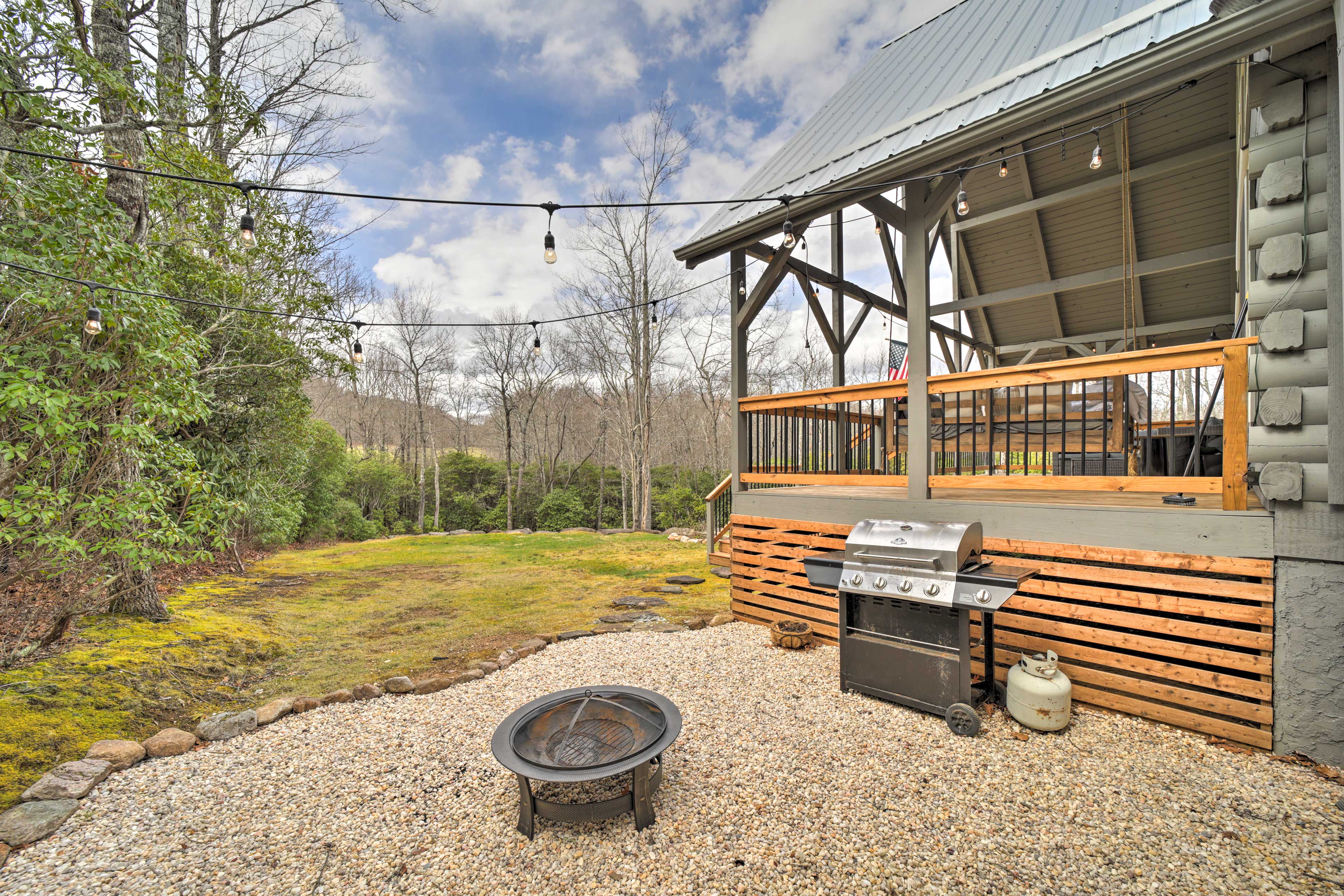 House Exterior | Gas Grill | Fire Pit