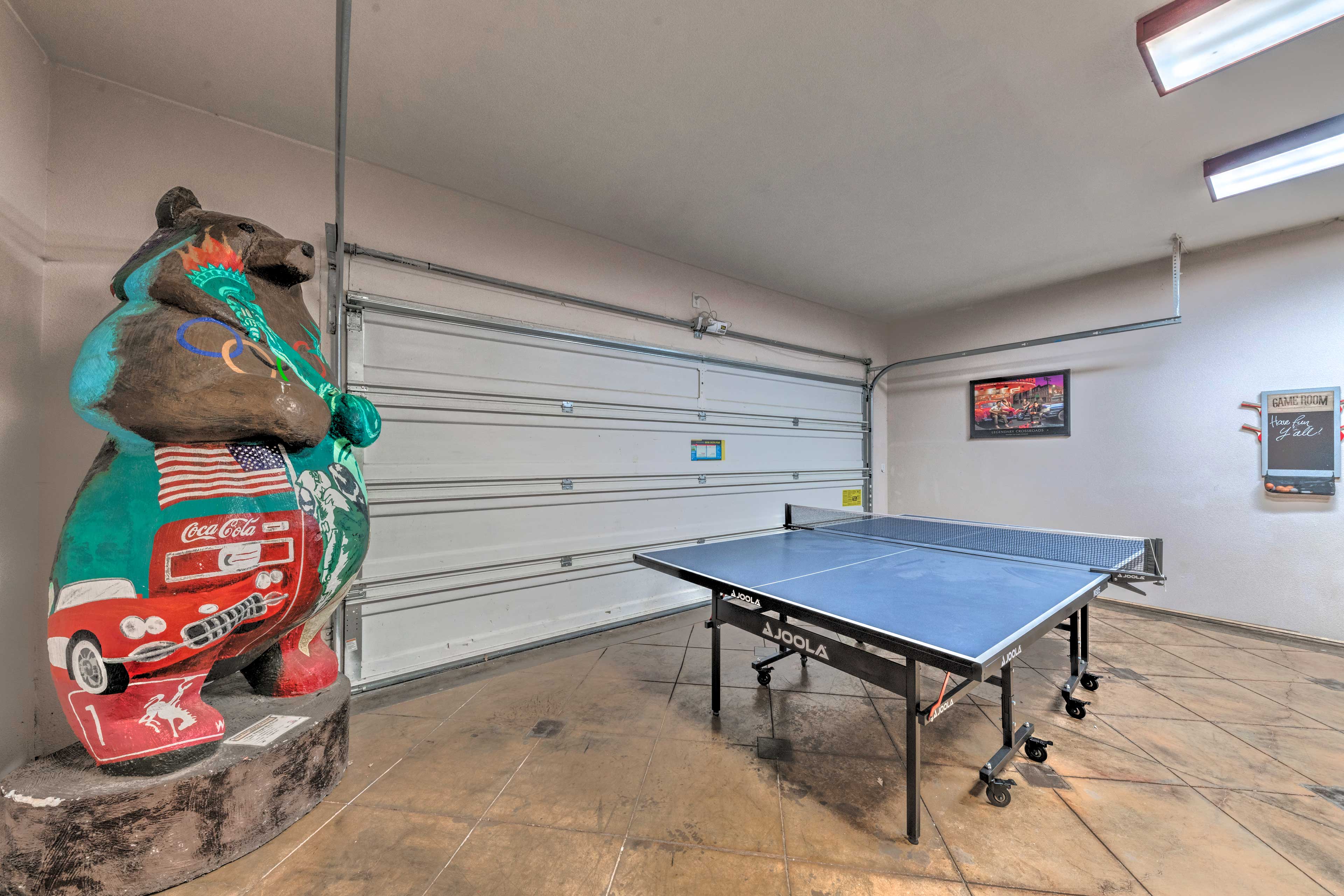 Game Room w/ Ping Pong Table