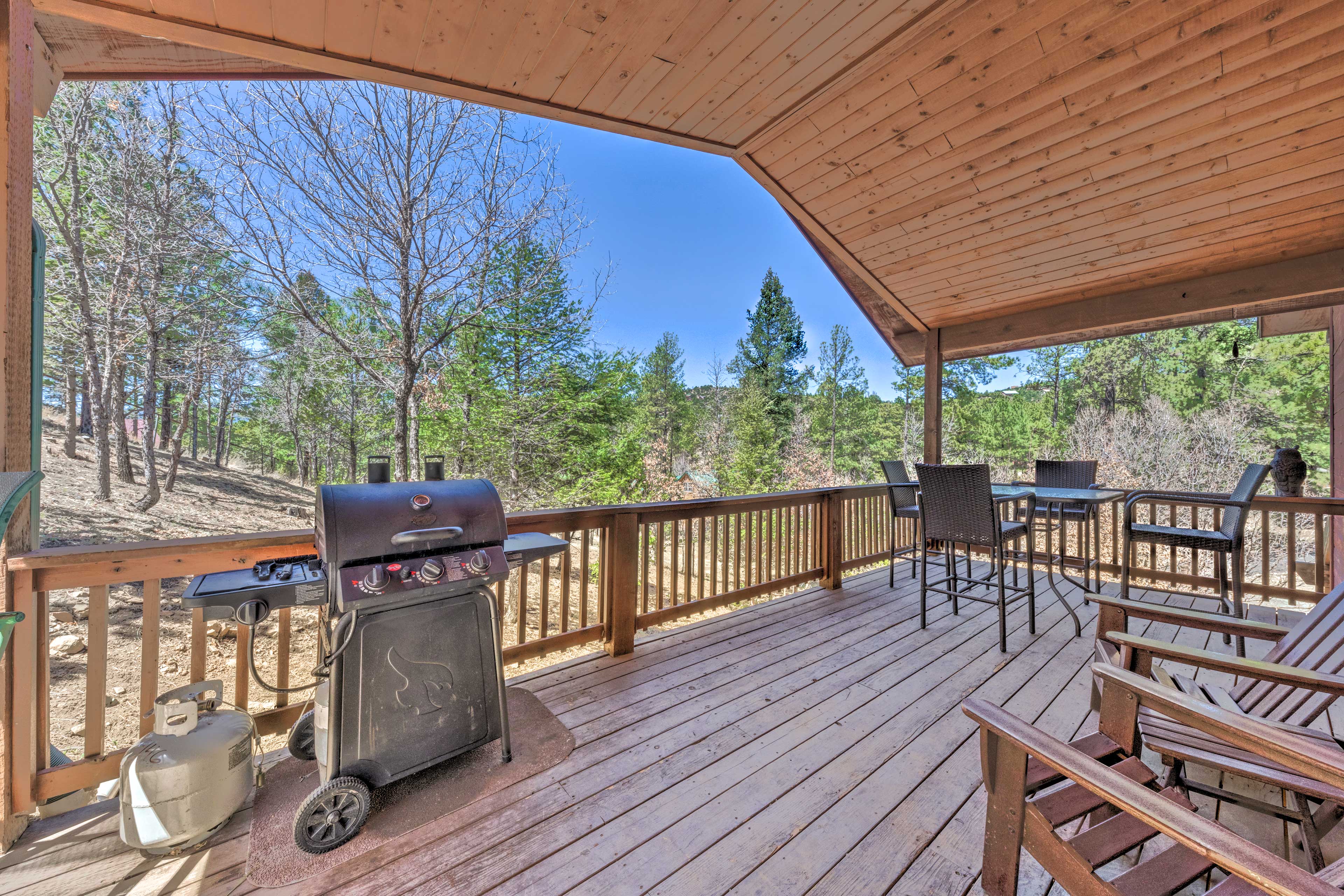 Ruidoso Vacation Rental | 4BR | 3.5BA | 2,600 Sq Ft | Stairs Required