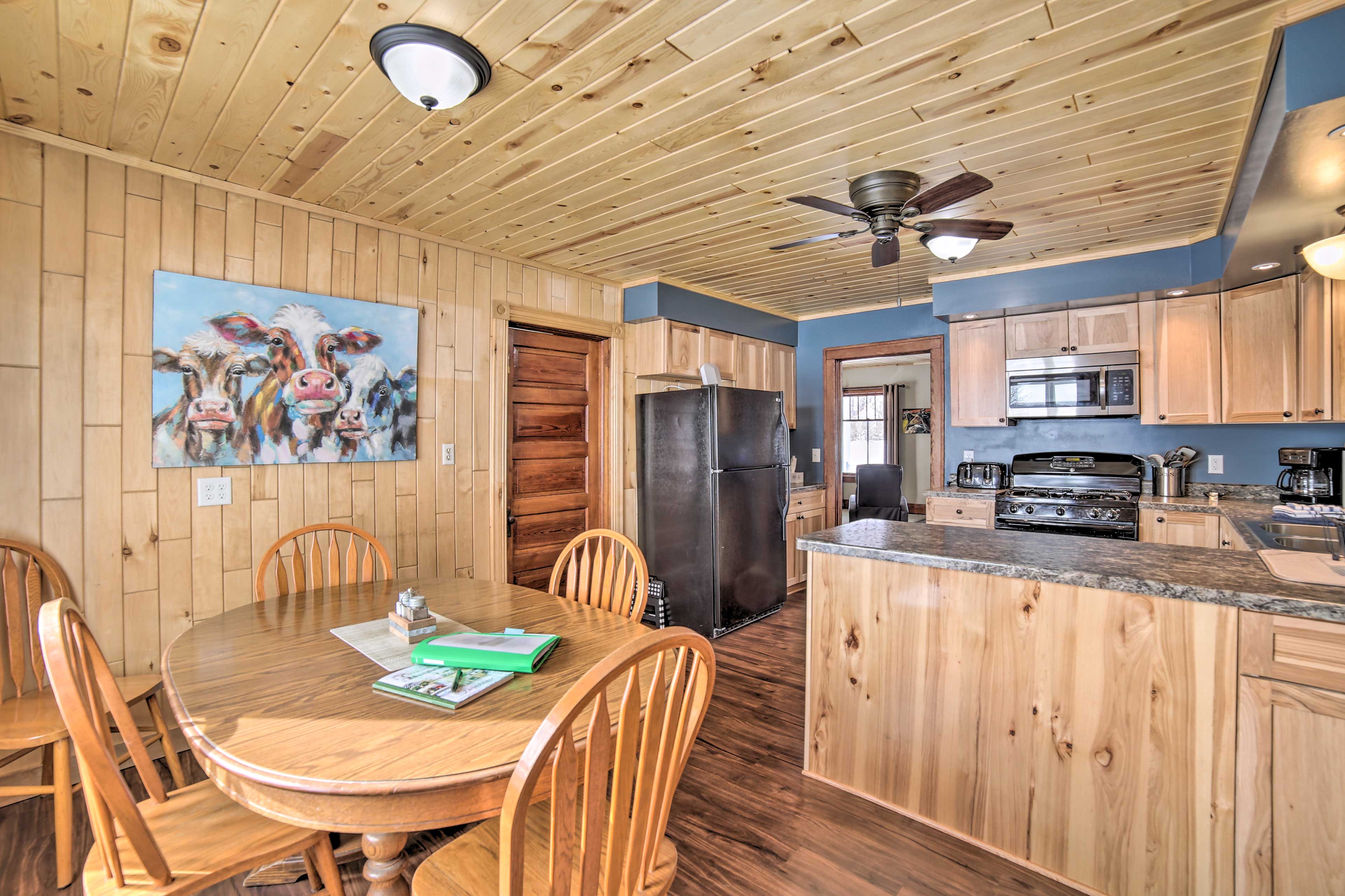 Dining Area | Kitchen | Spices