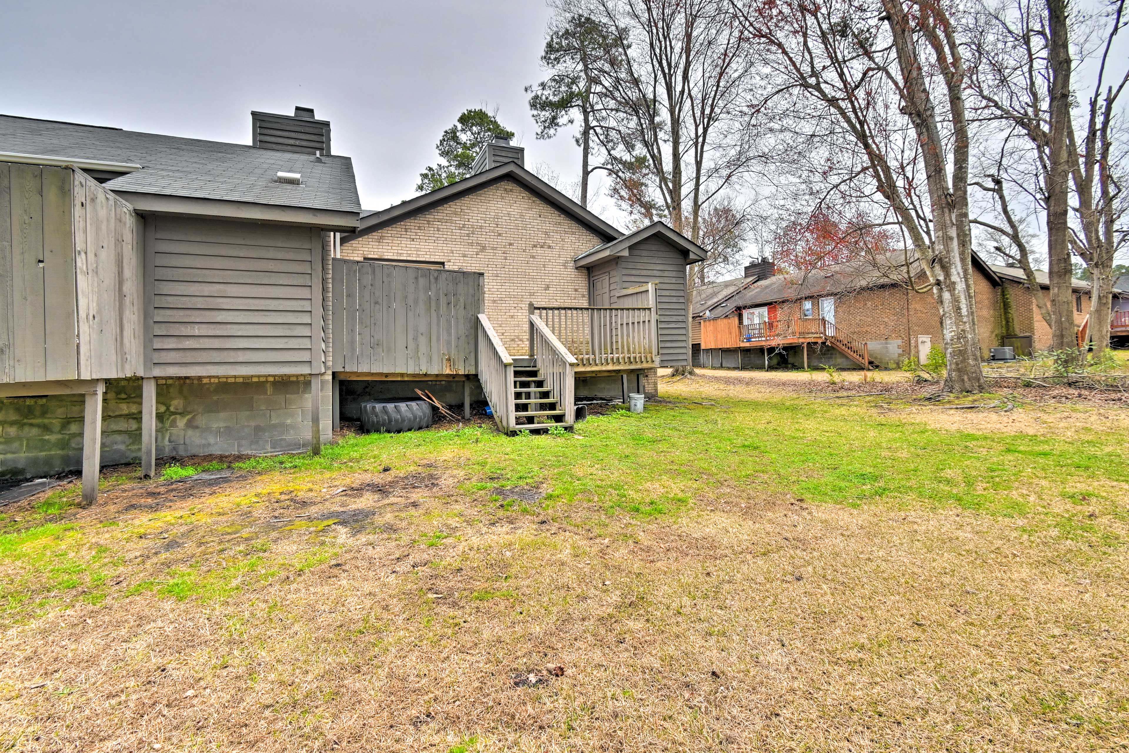 House Exterior | Shared Yard