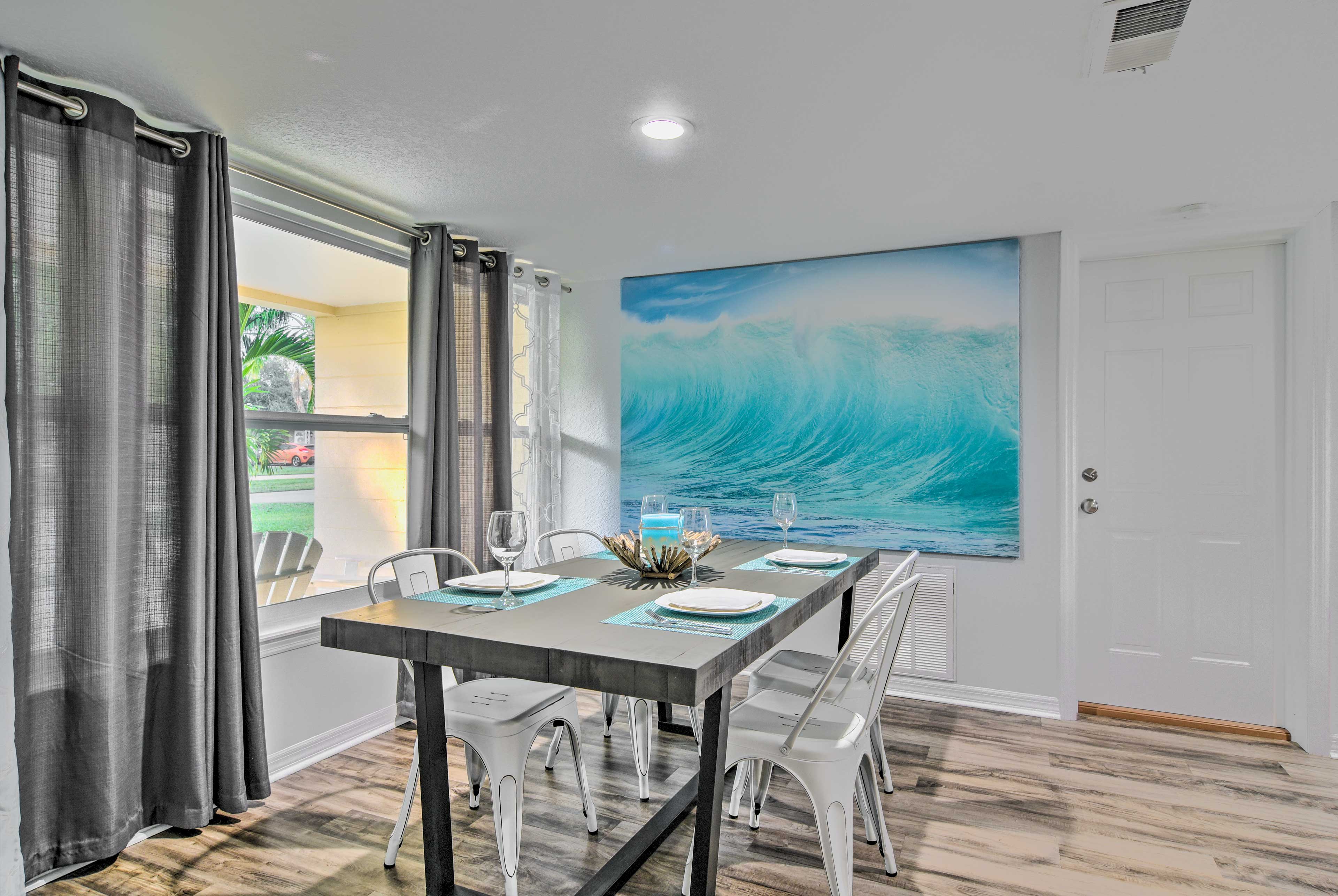 Dining Area | Dishware/Flatware | Trash Bags/Paper Towels