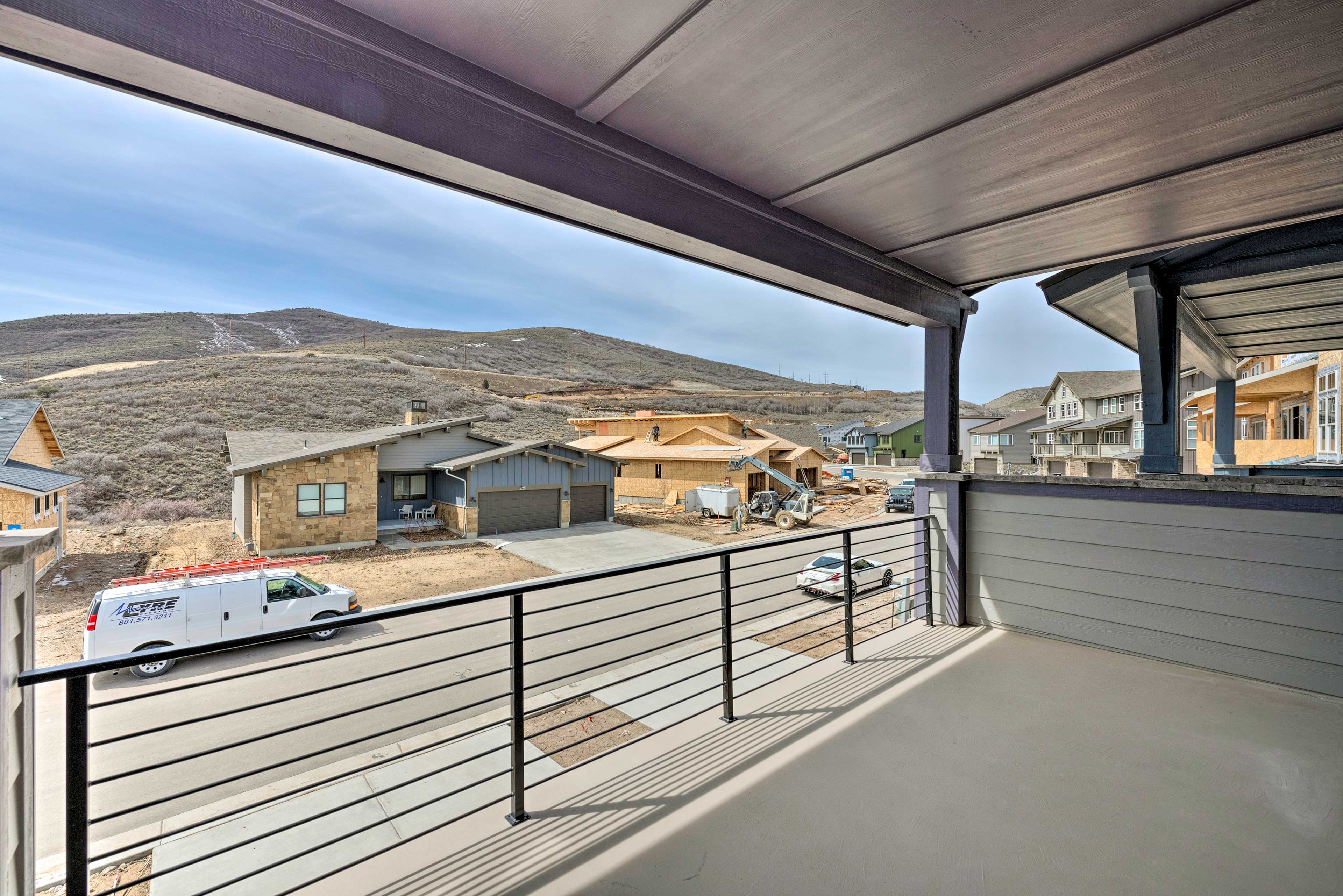 Balcony | Mountain Views