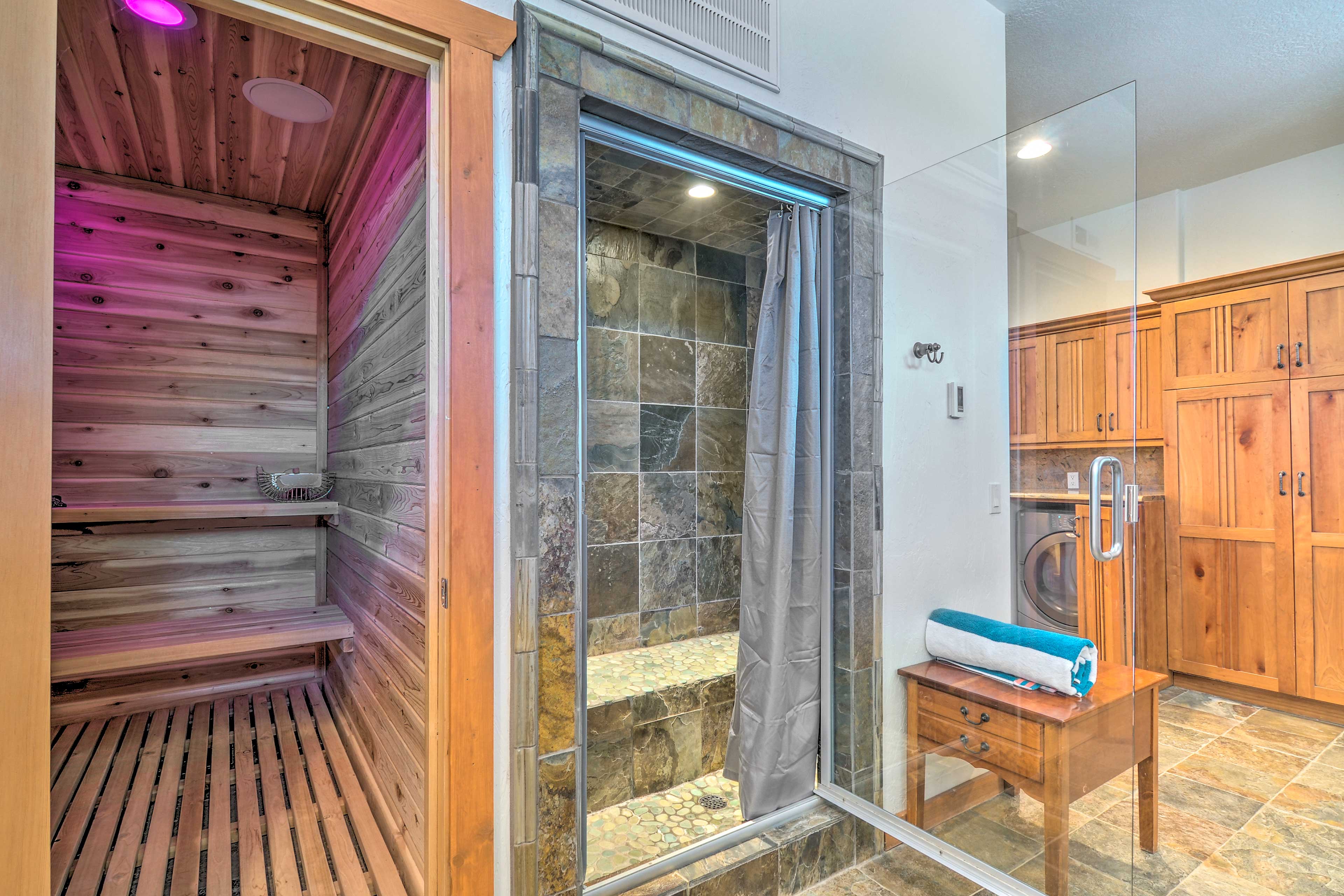 Full Bathroom | Ground Floor | Sauna | Shower