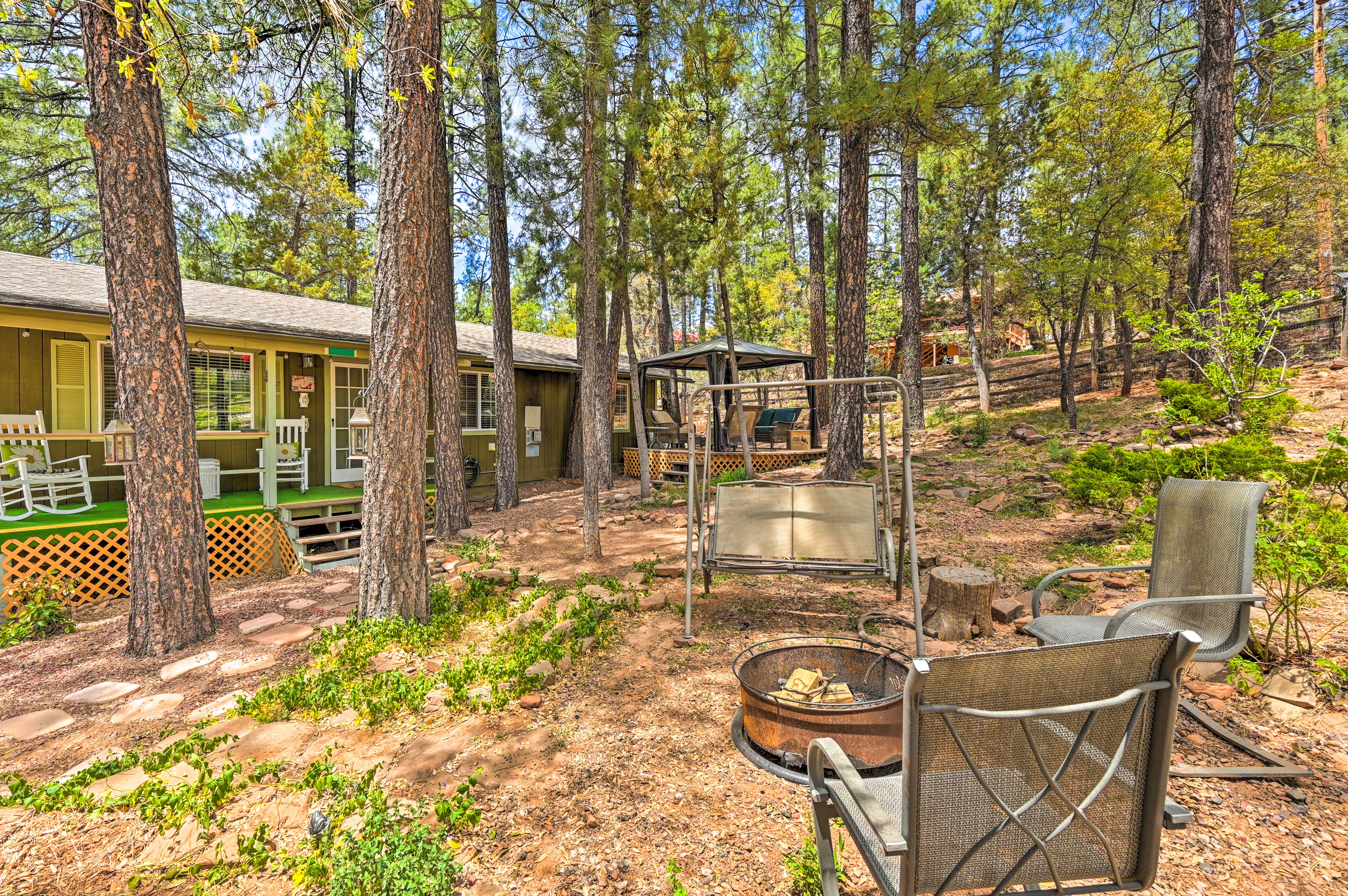 Private Yard | Wood-Burning Fire Pit