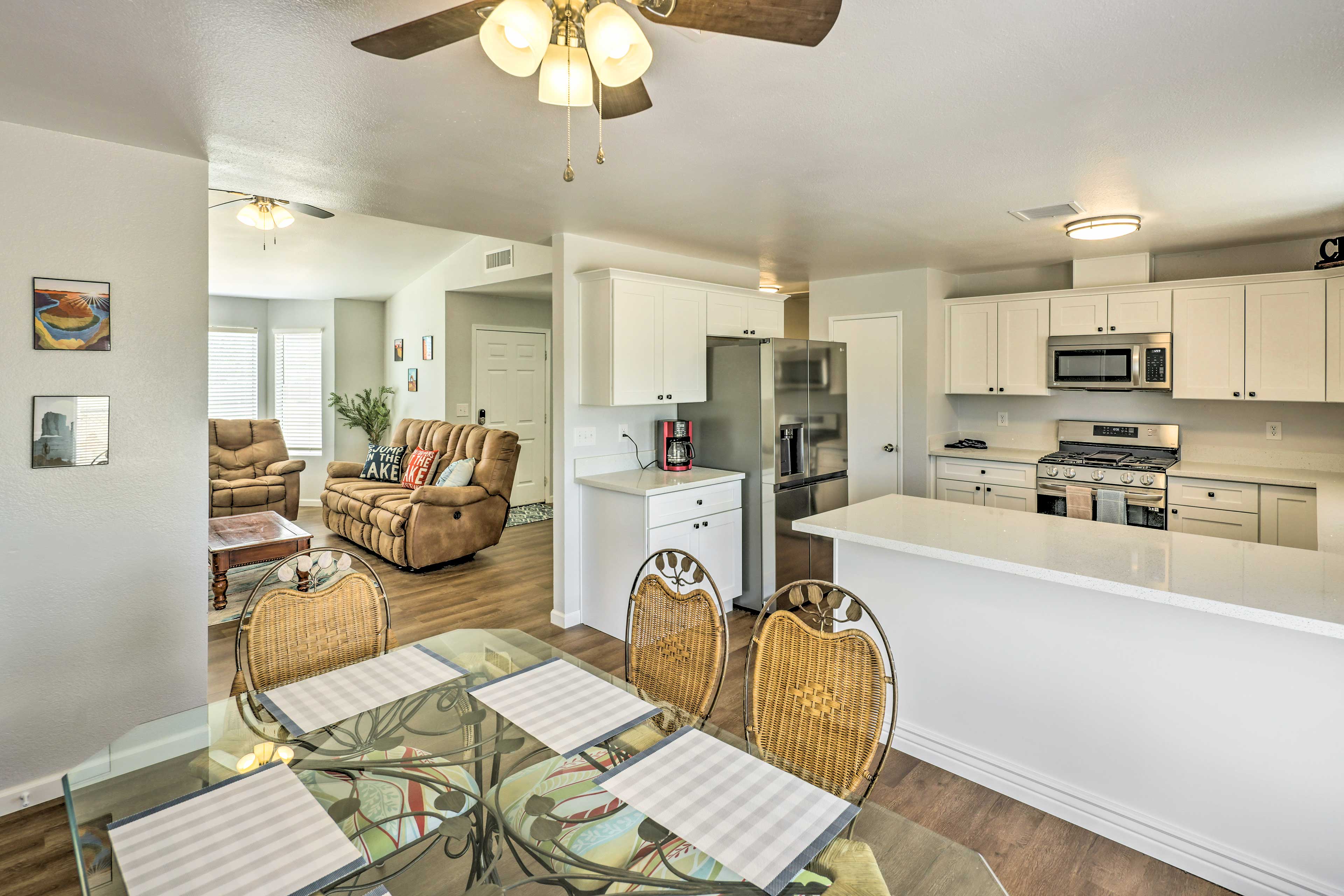 Bullhead City Vacation Rental | 3BR | 2BA | 1,318 Sq Ft | Step-Free Access