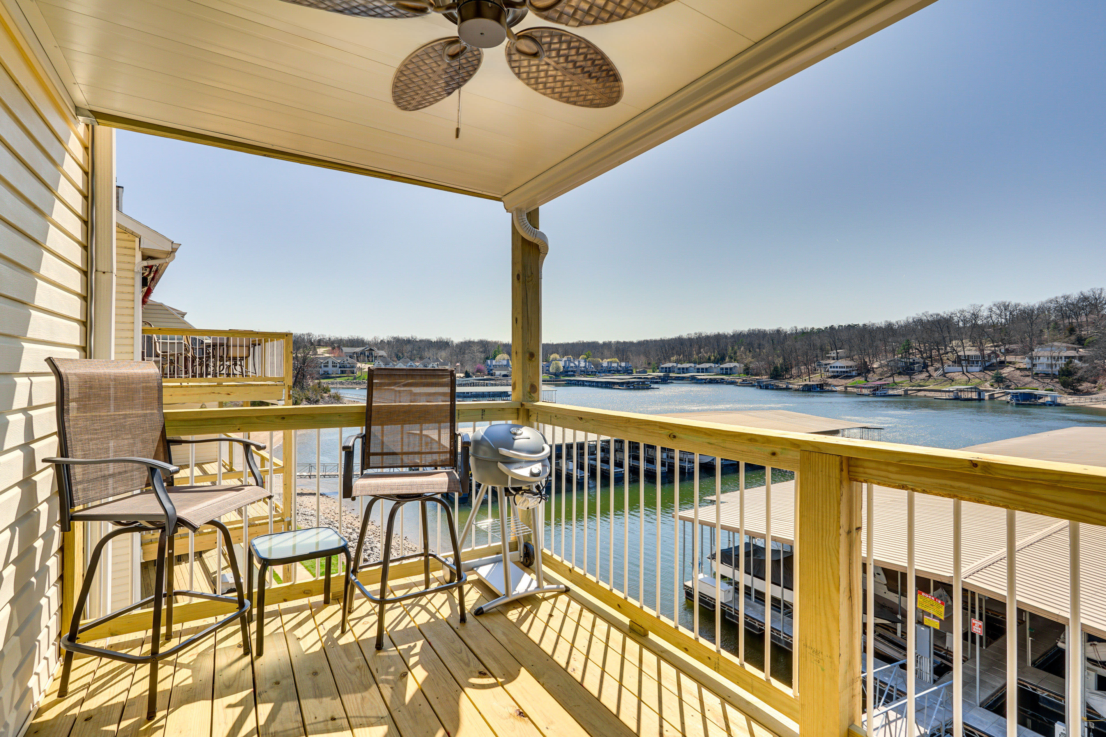 Balcony | Lake Views