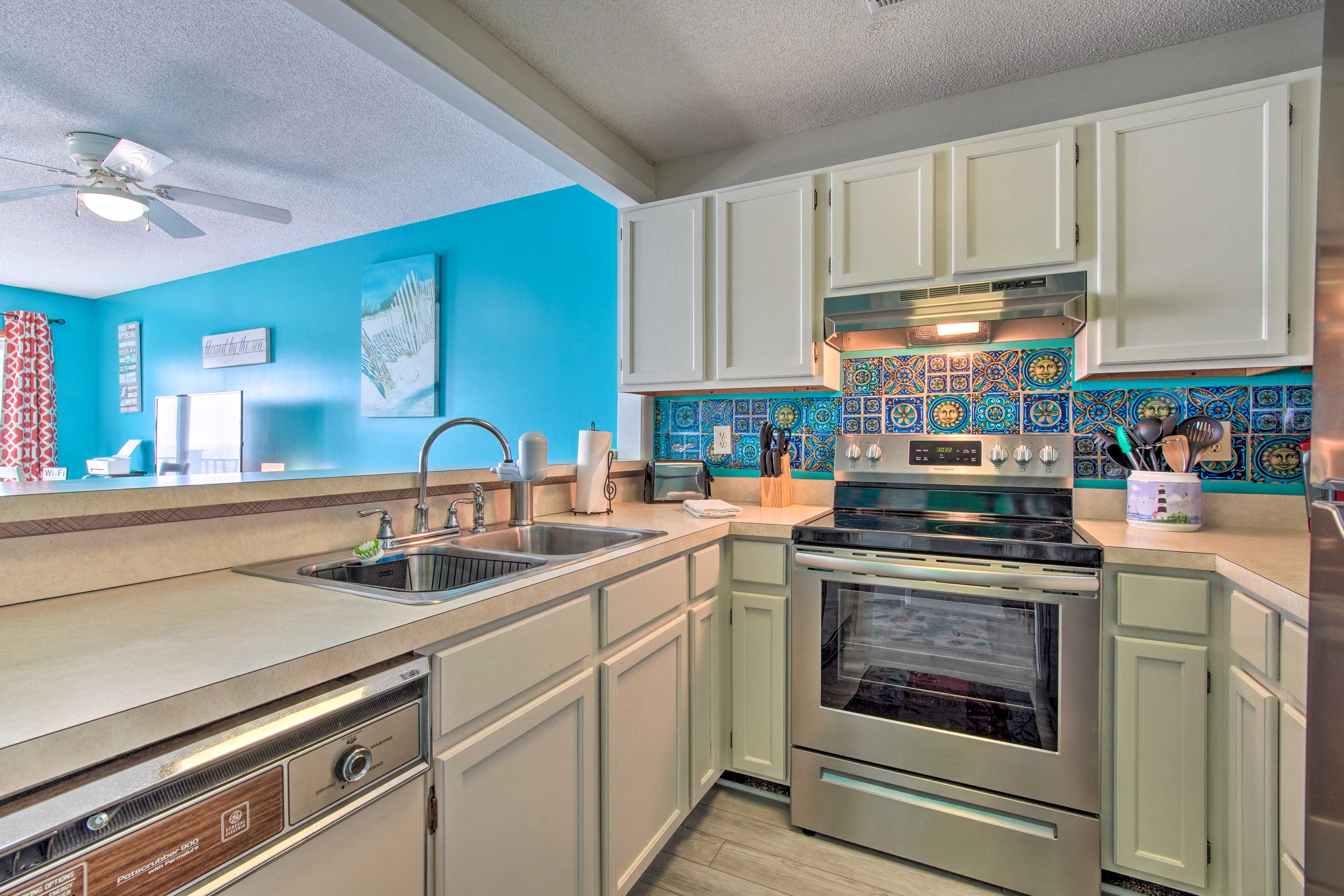 Kitchen | Fully Equipped