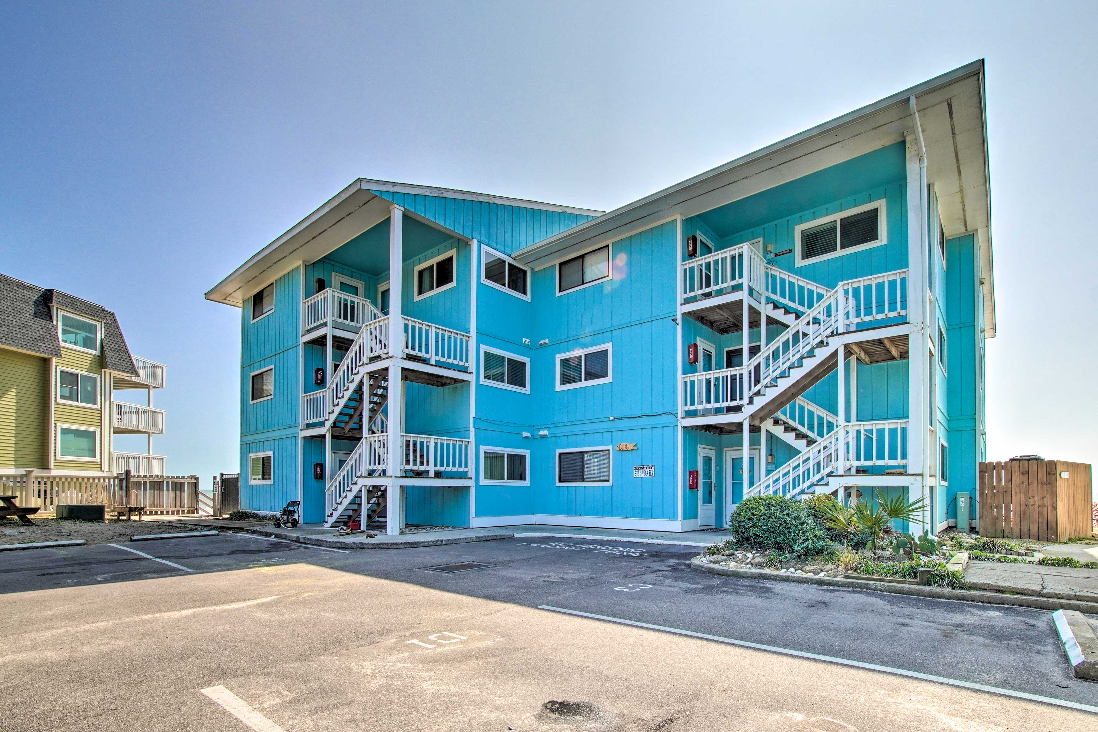 Condo Exterior | Overflow Parking Available