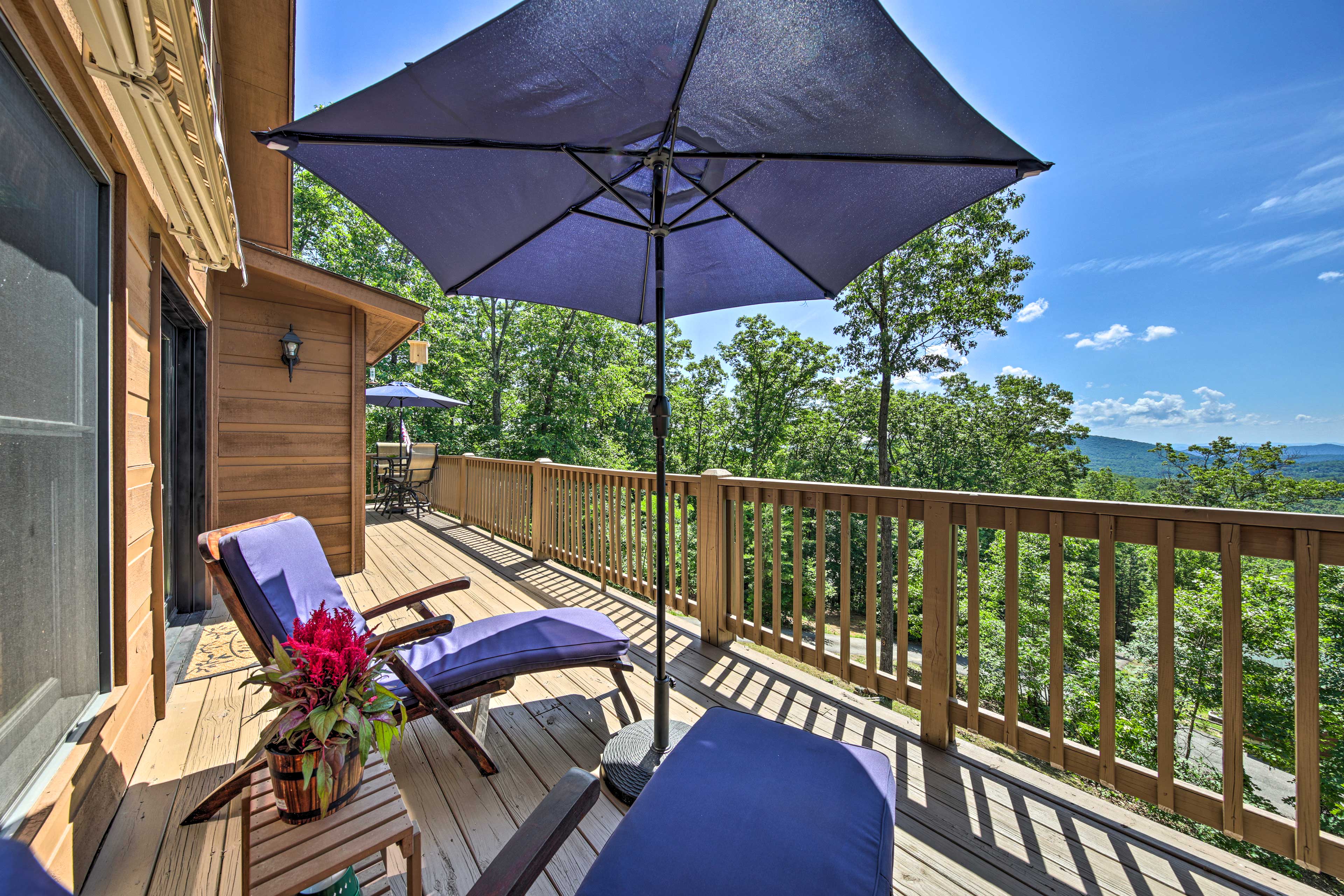 Mulit-Level Deck | Mountain Views | Outdoor Dining | Private Hot Tub
