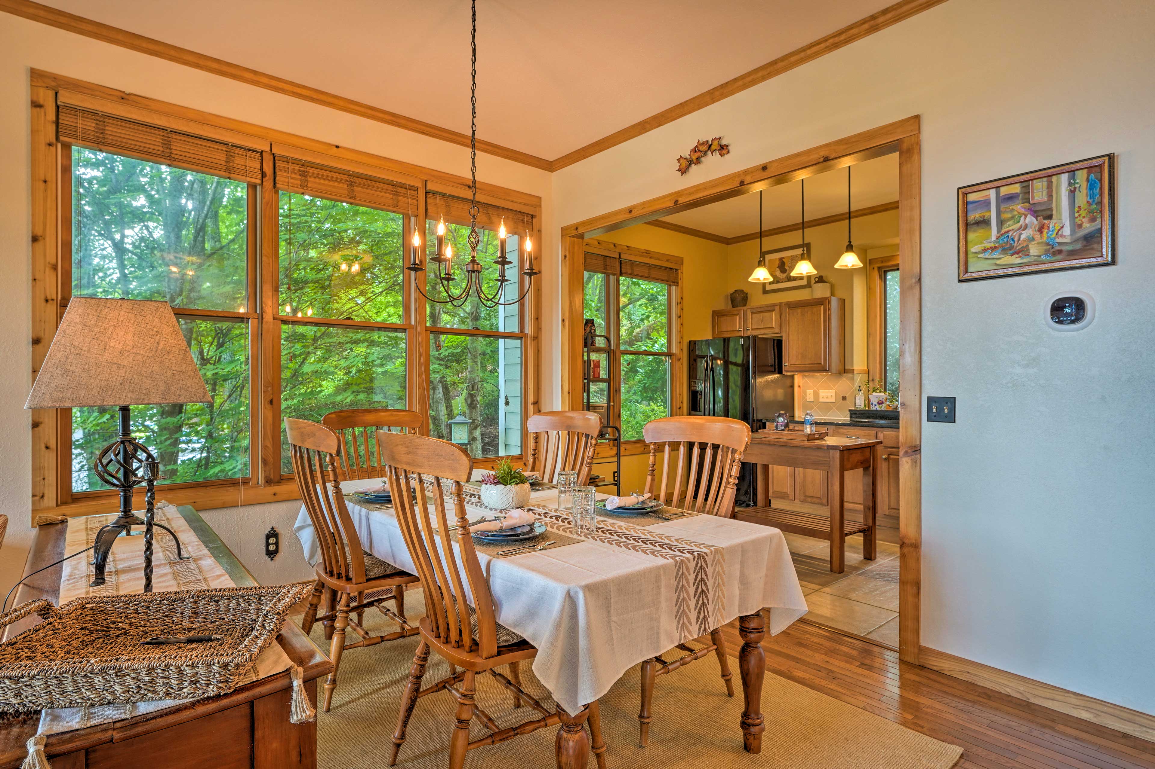 Dining Area | Dishware & Flatware