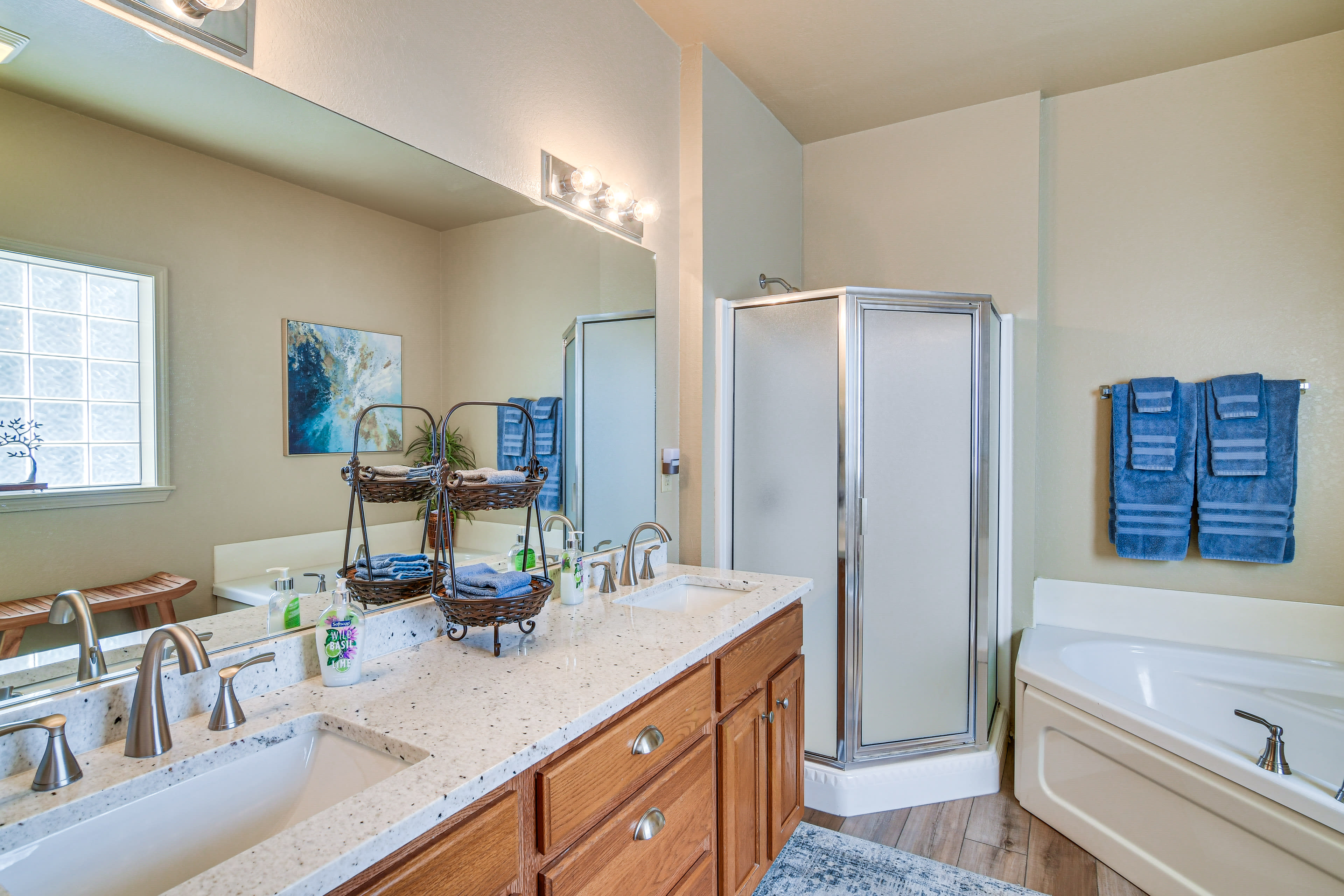 En-Suite Bathroom | Complimentary Toiletries Provided