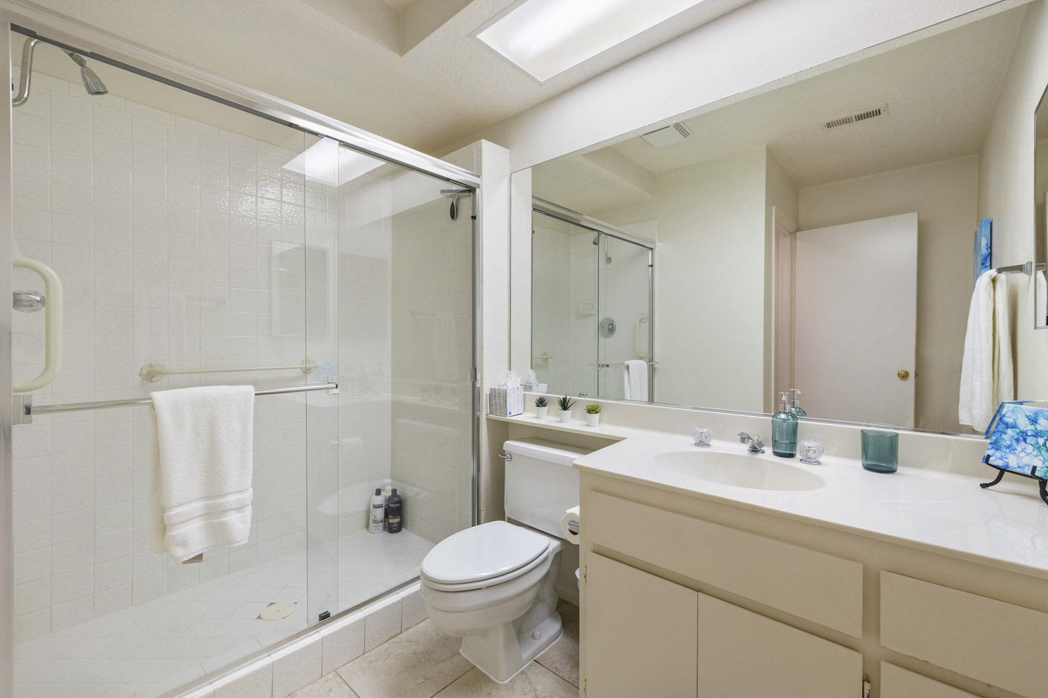 Bathroom | Linens & Towels Provided