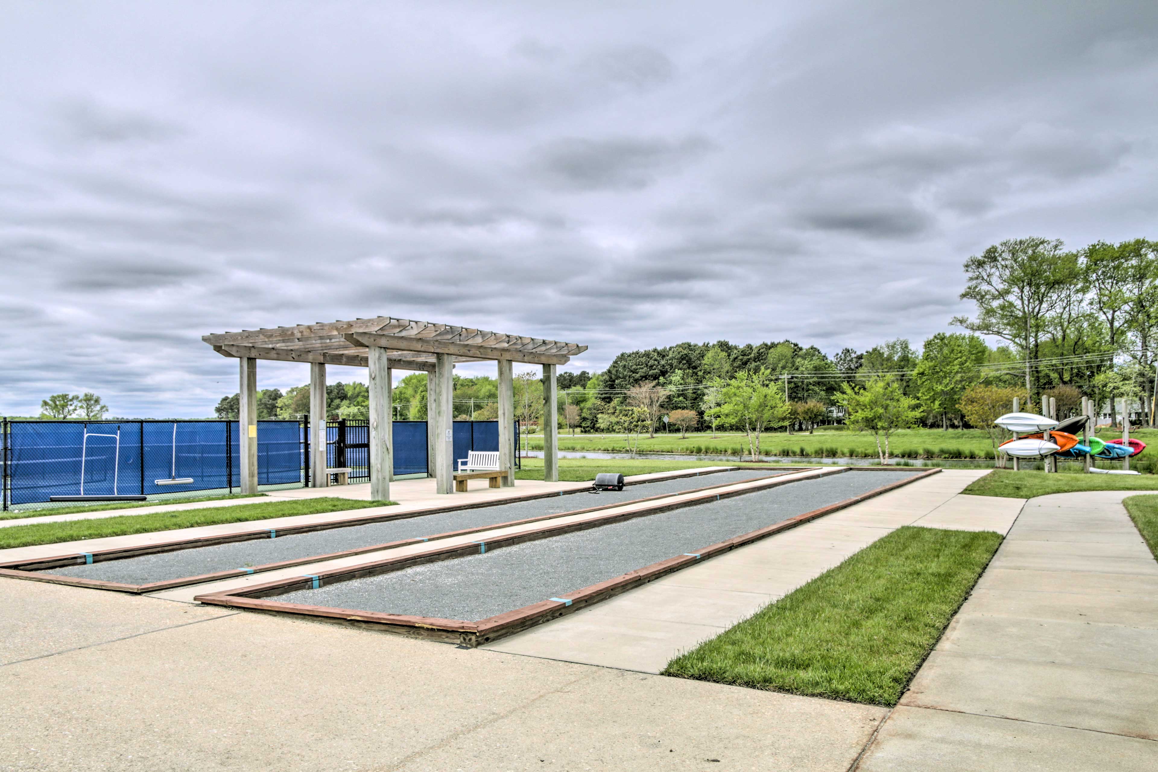 Community Shuffleboard Courts