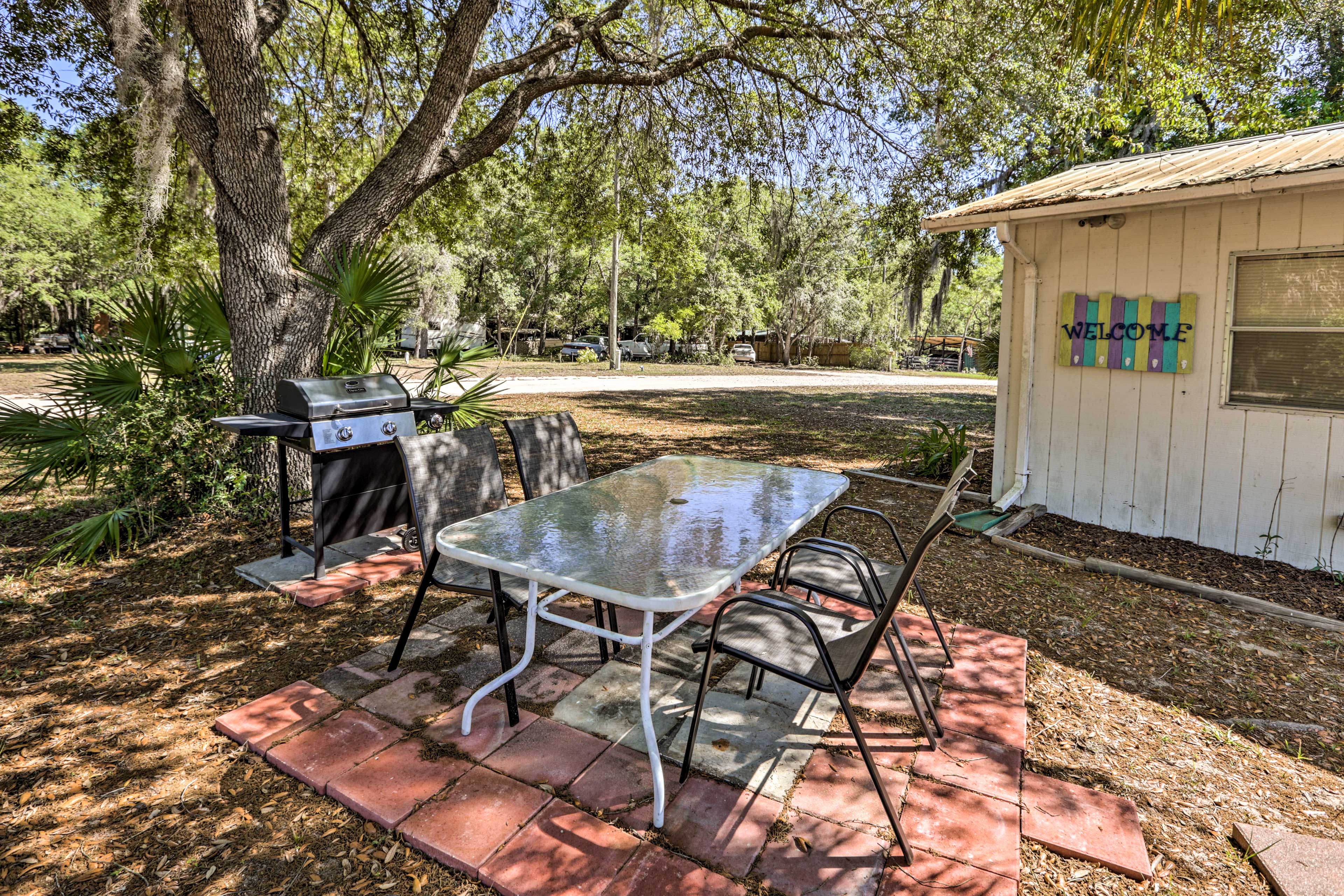 Outdoor Dining Area