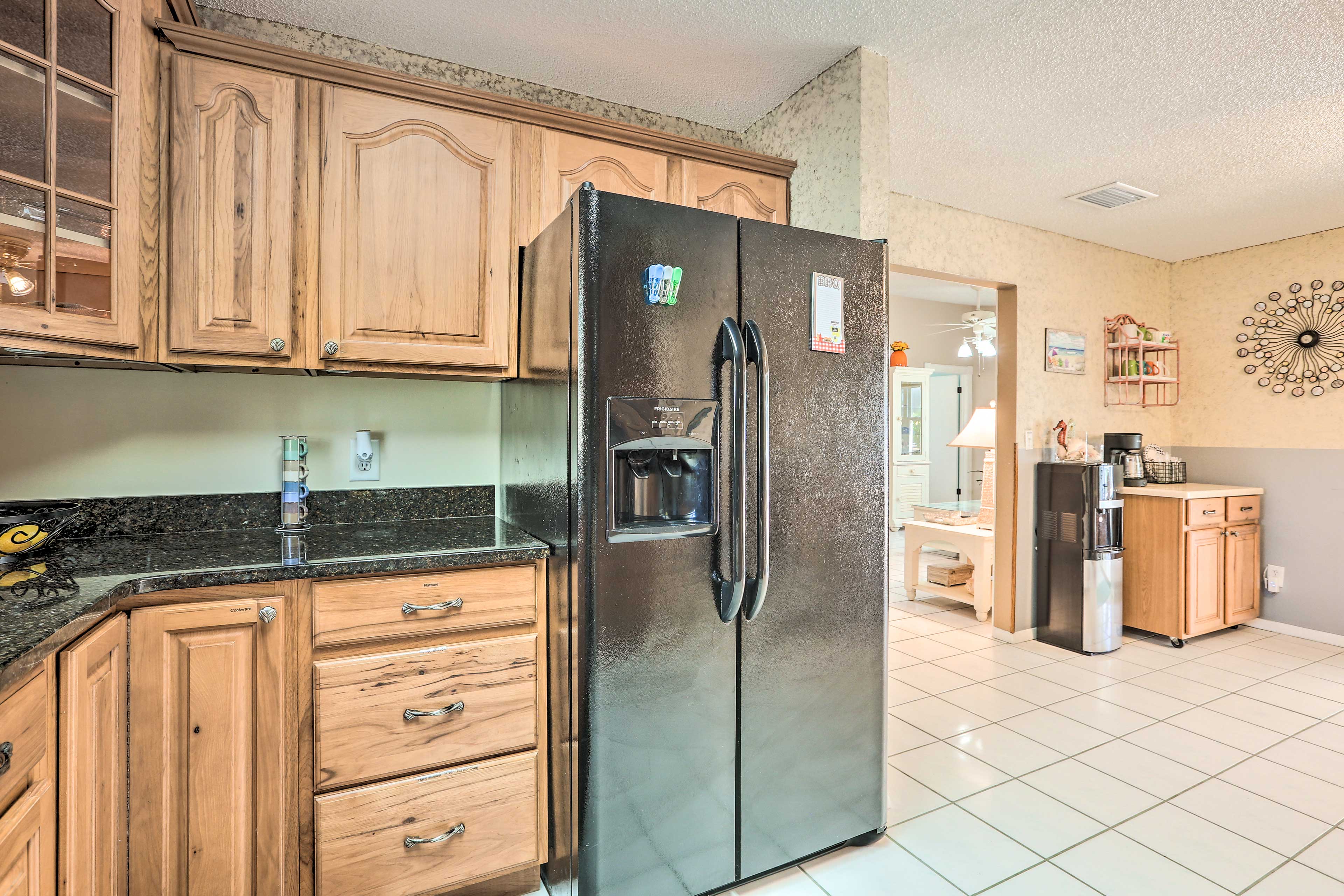 Kitchen | Fully Equipped