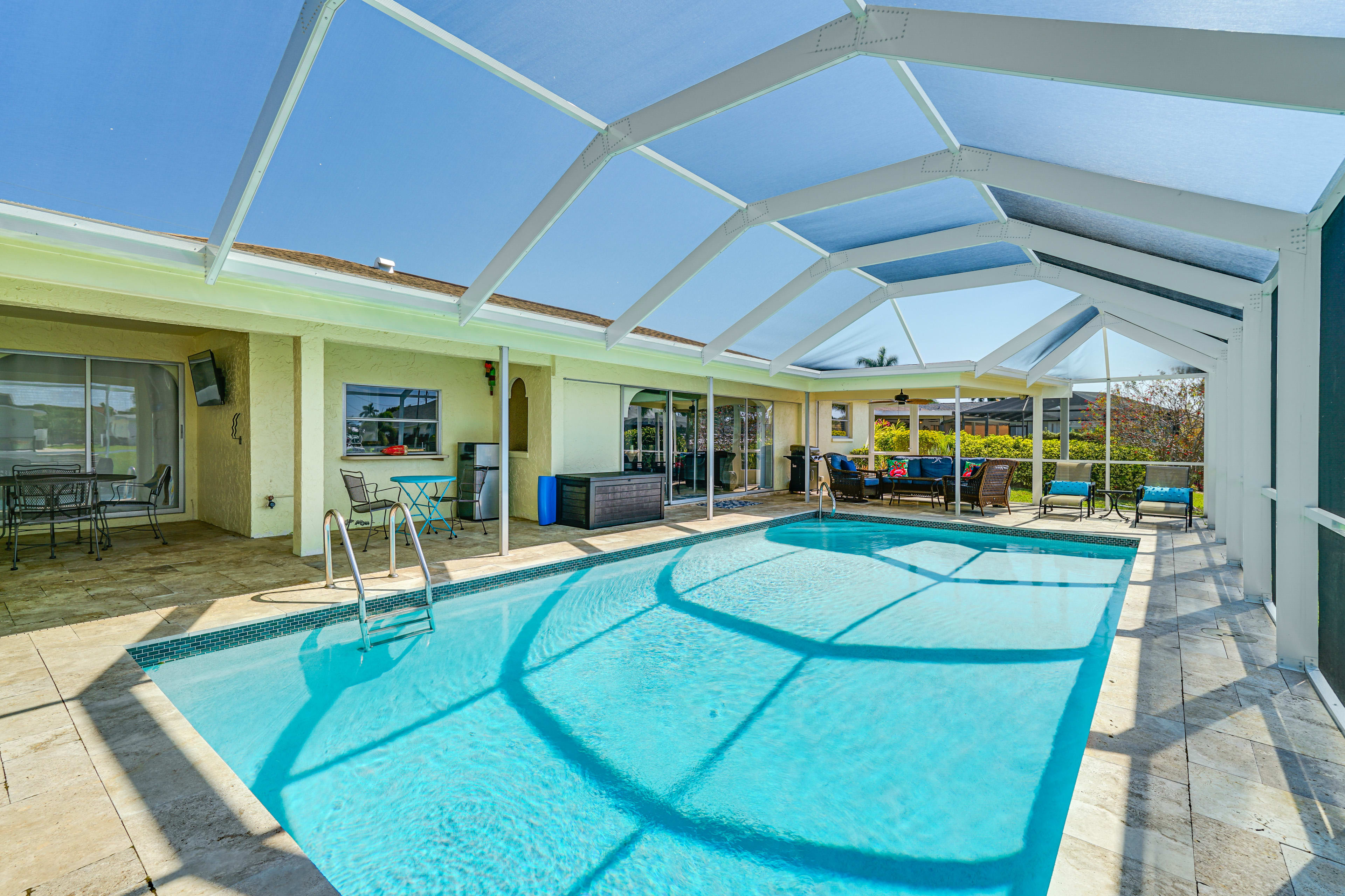 Updated Lanai | Heated Pool