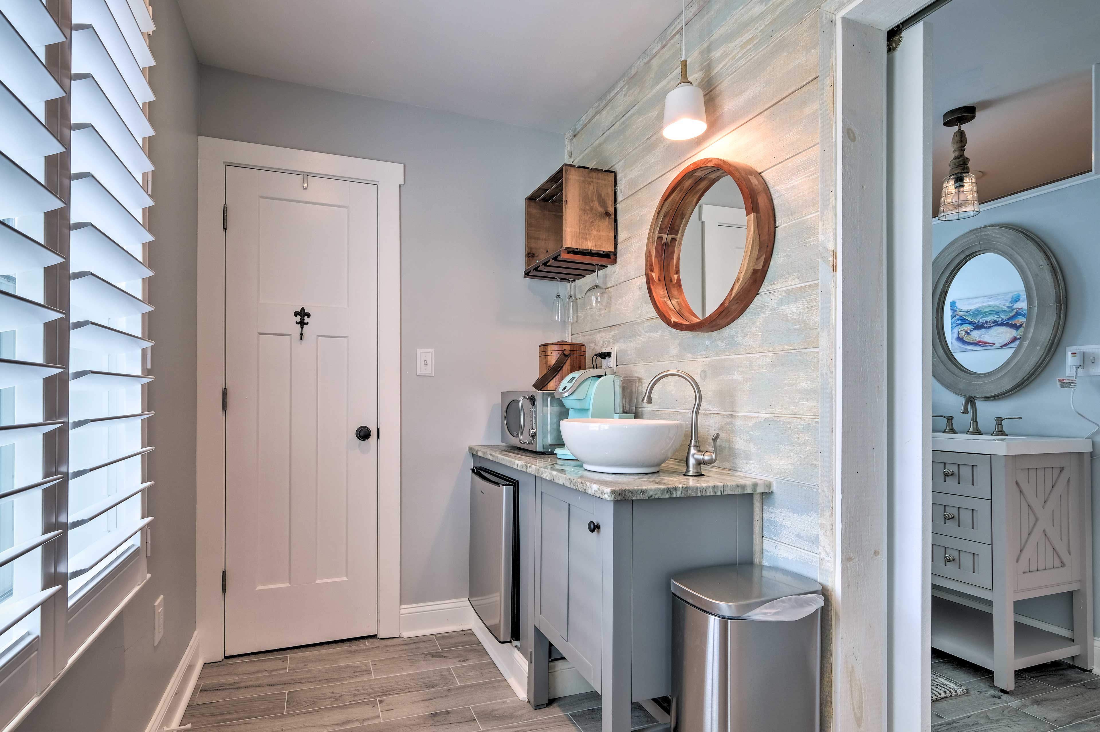 En-Suite Kitchenette | Mini-Fridge | Microwave | Keurig Coffee Maker | Sink