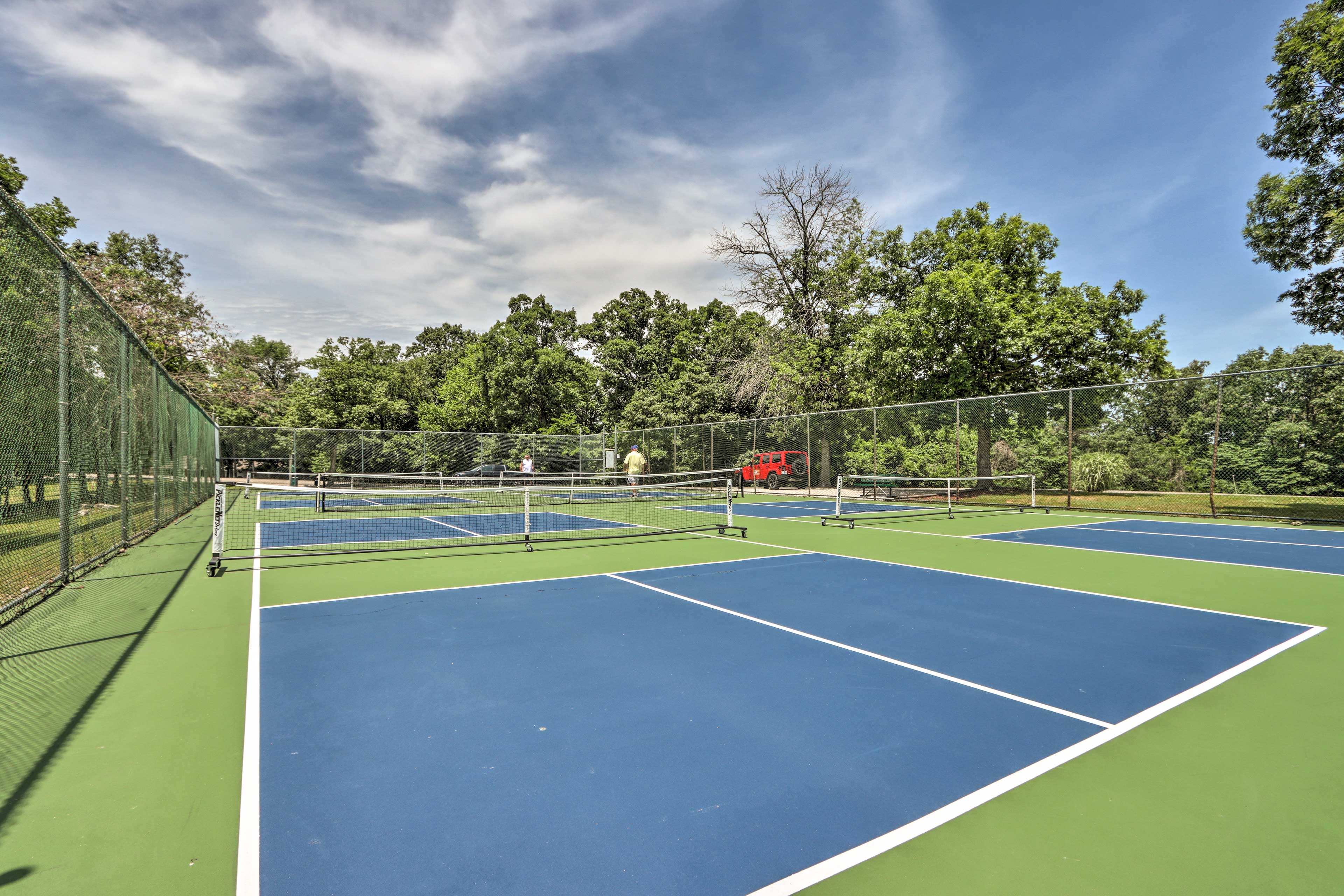 Community Tennis Courts