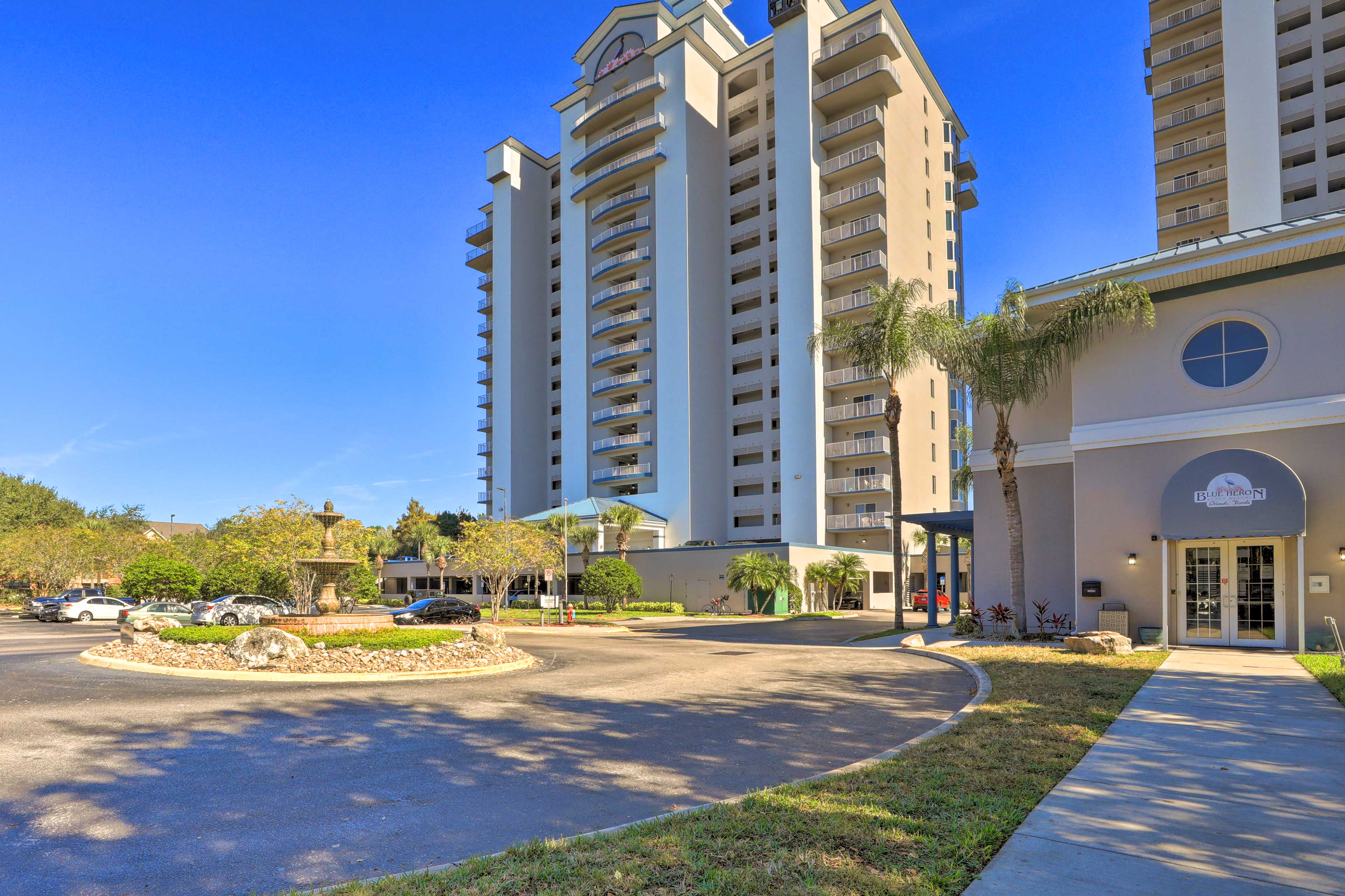 Resort Exterior | Parking Garage (1 Vehicle)