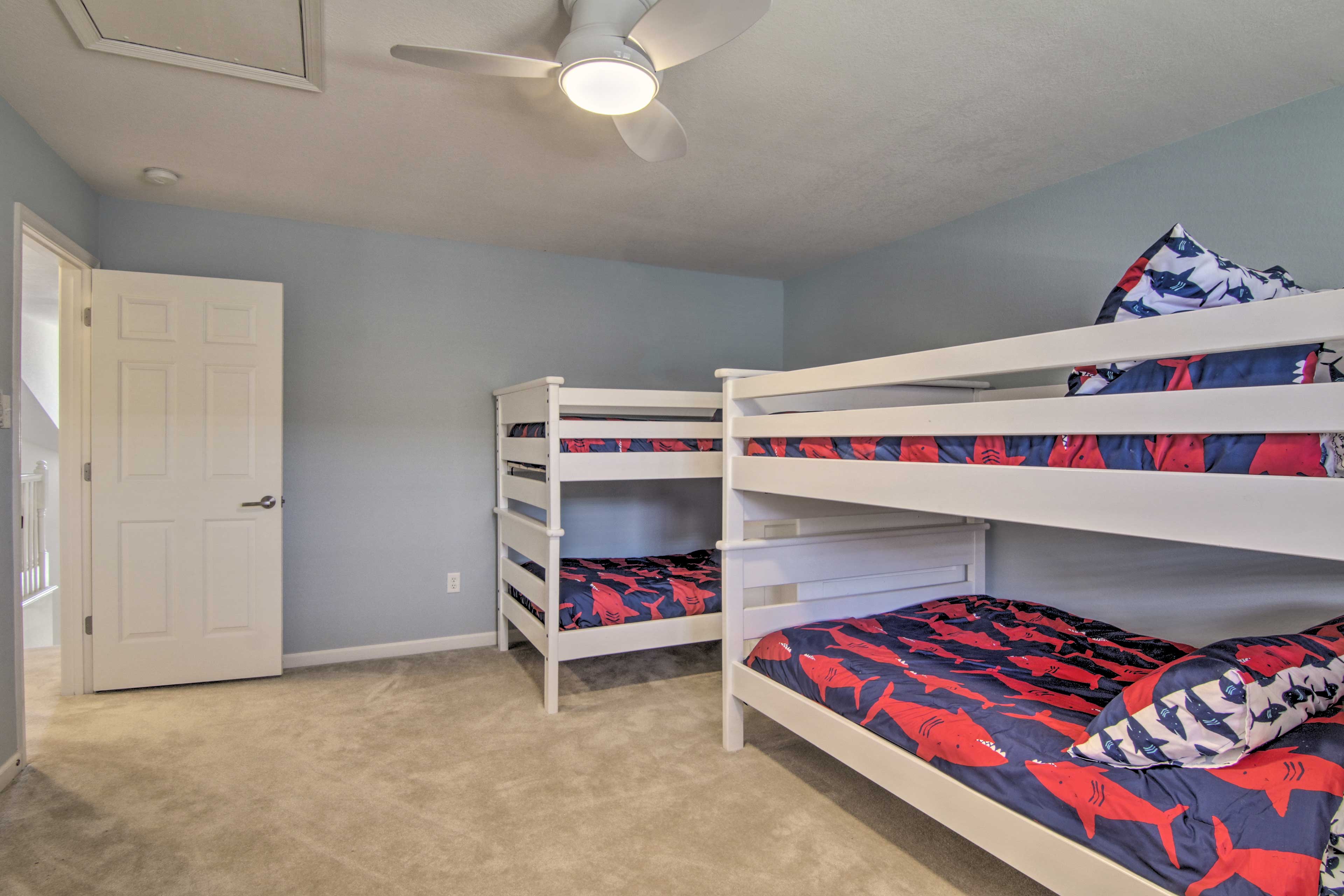 Bedroom 3 | Full Bunk Bed | Twin Bunk Bed | Smart TV | 2nd Floor