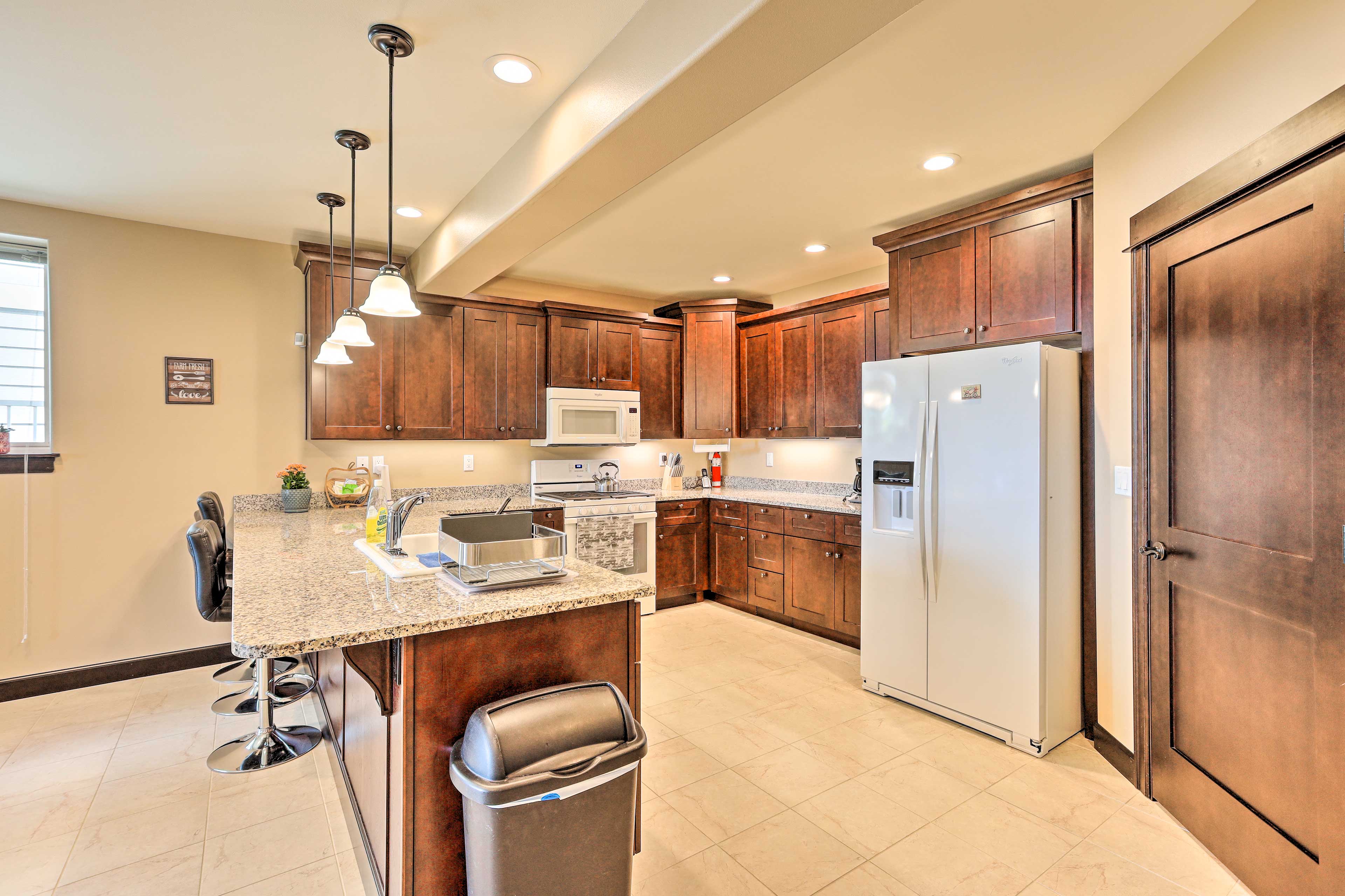 Fully Equipped Kitchen | Top Level | Dishwasher