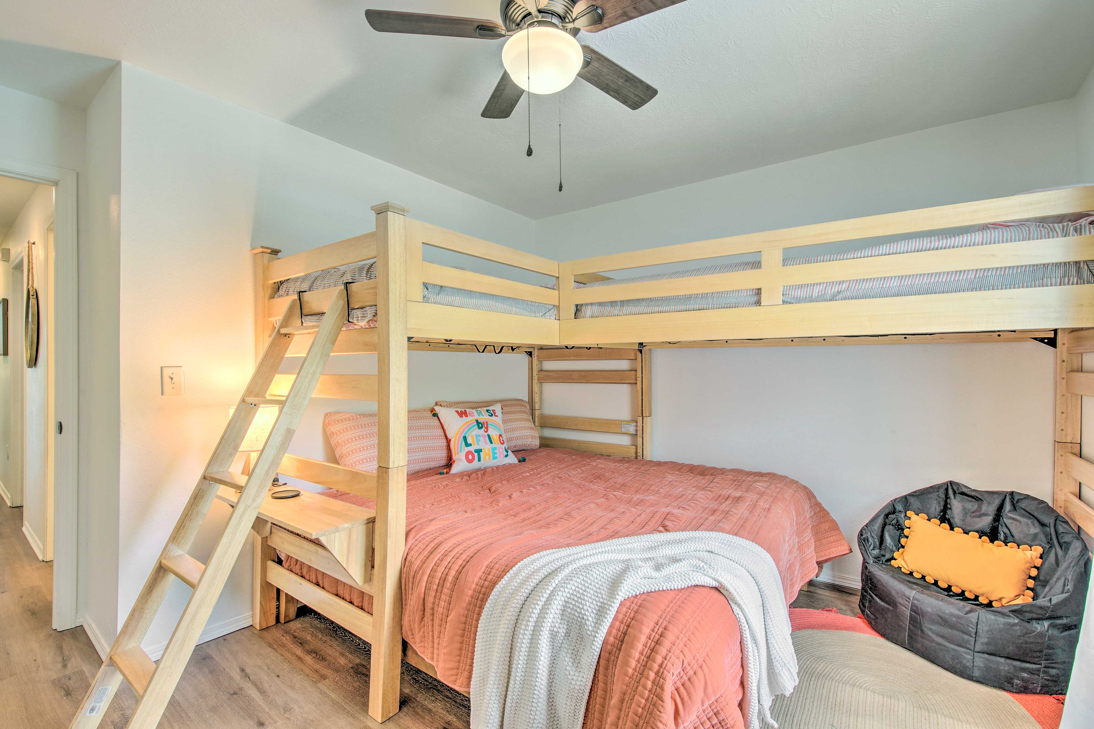 Bedroom 3 | 2 Lofted Twin Beds | King Bed