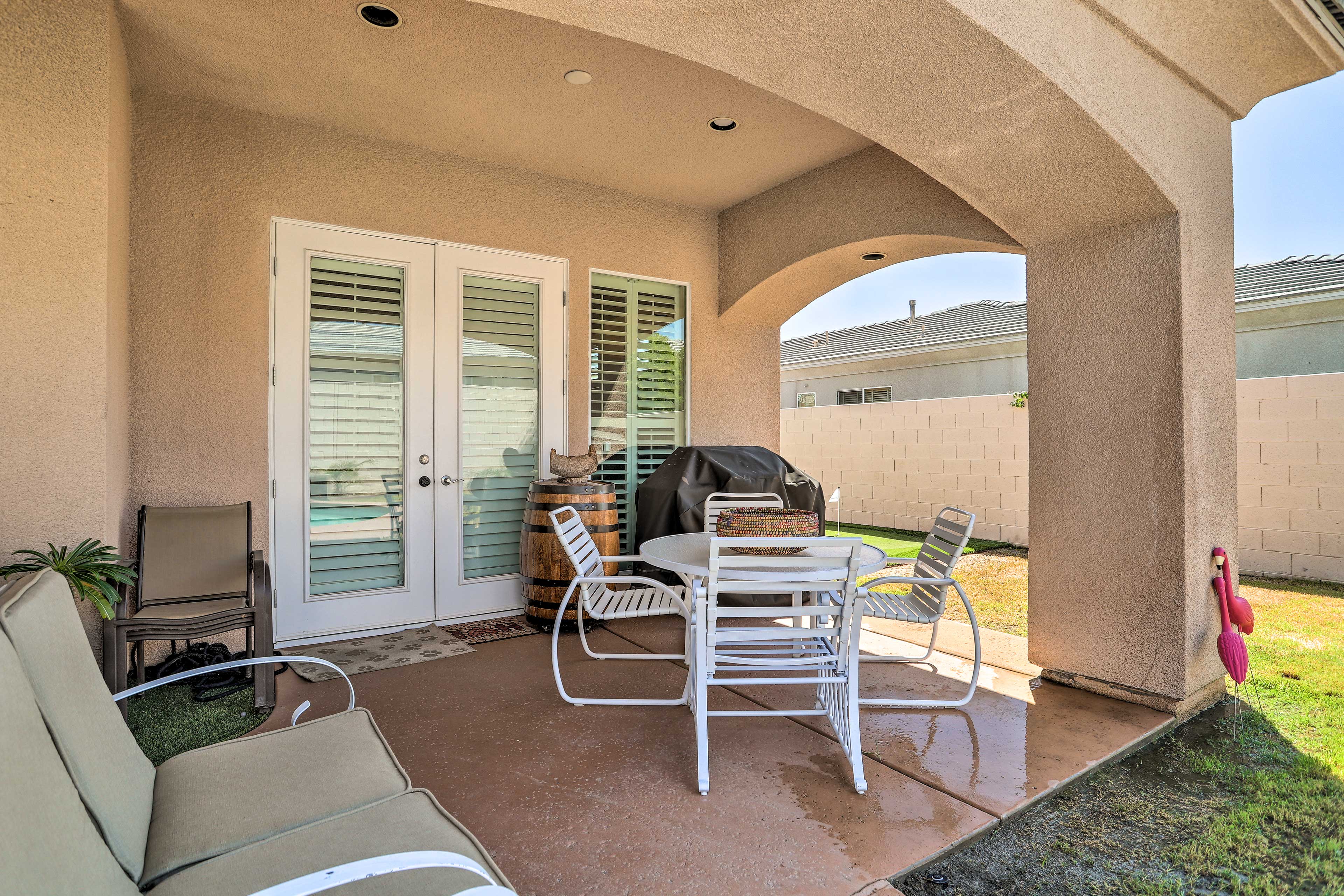 Furnished Patio | Gas Grill