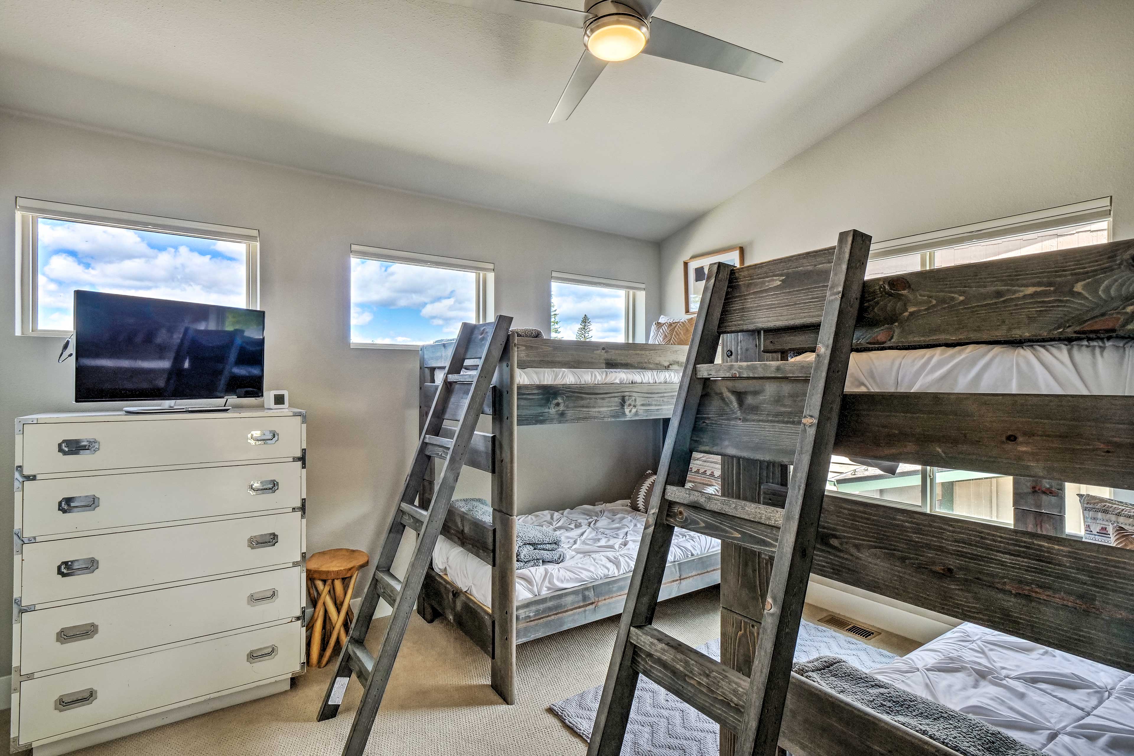 Bedroom 2 | 2nd Floor | 2 Twin Bunk Beds