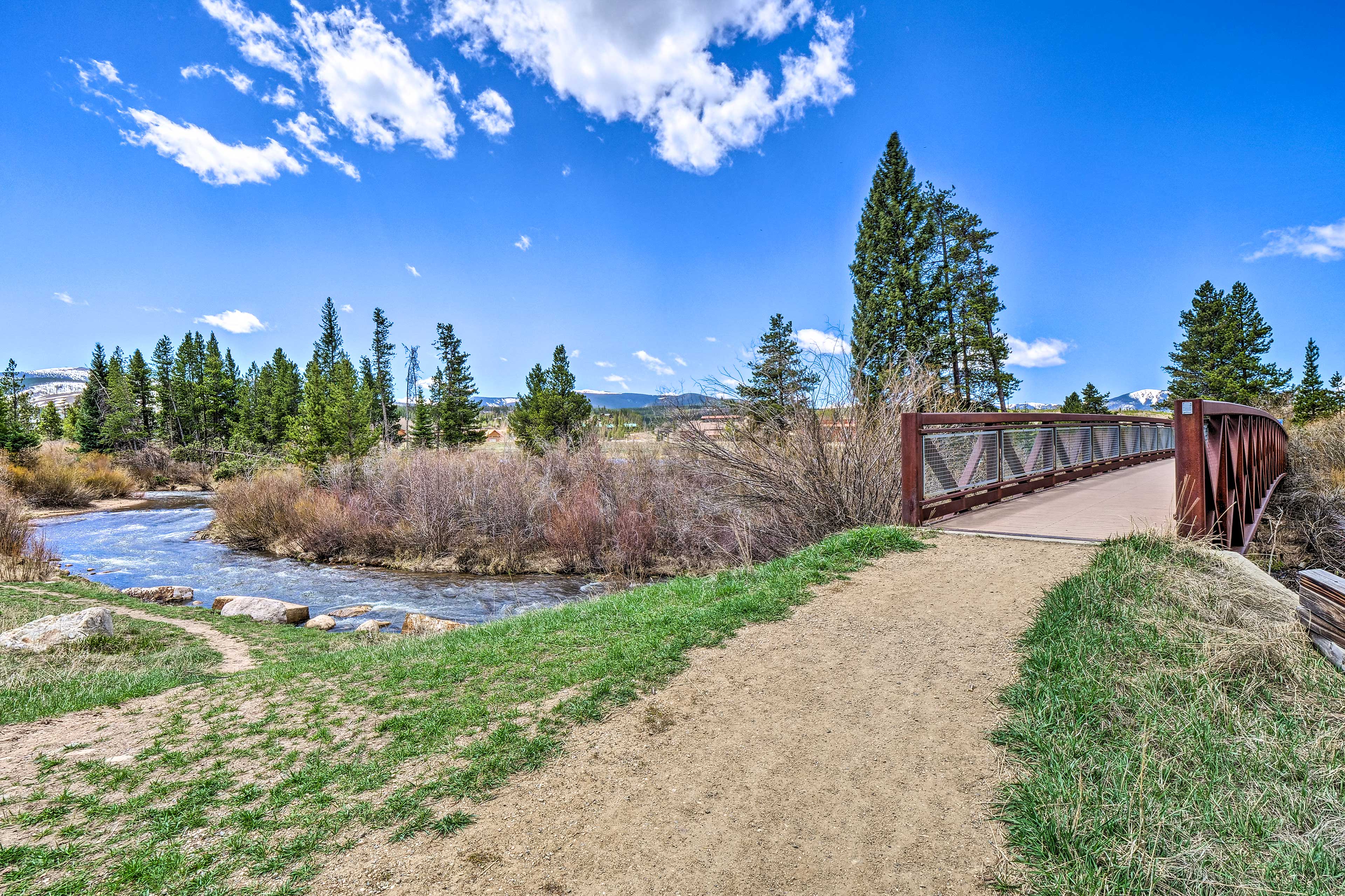 Hiking Trail Access On-Site