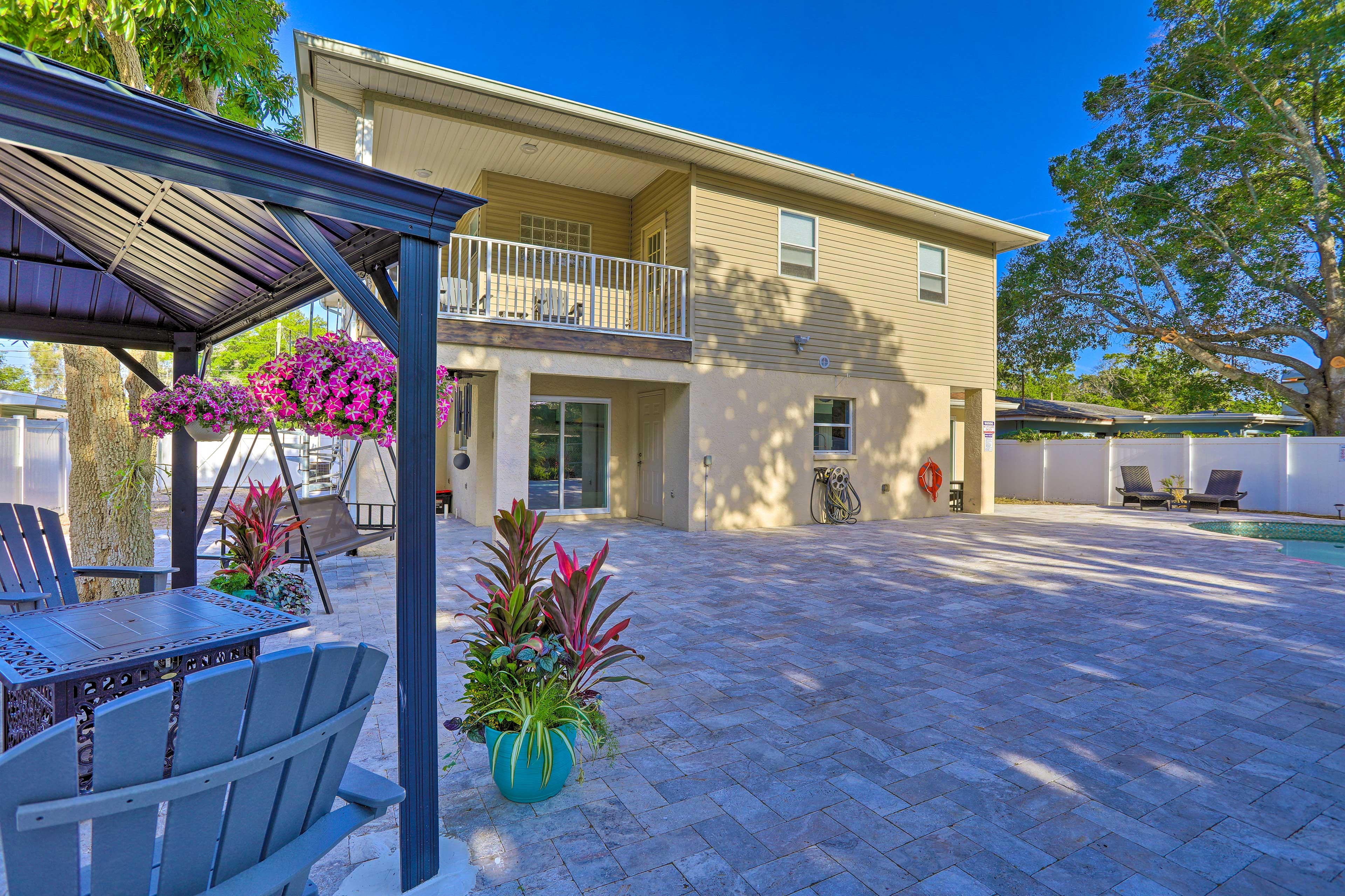 Private Patio | Outdoor Dining Area | Gas Grill