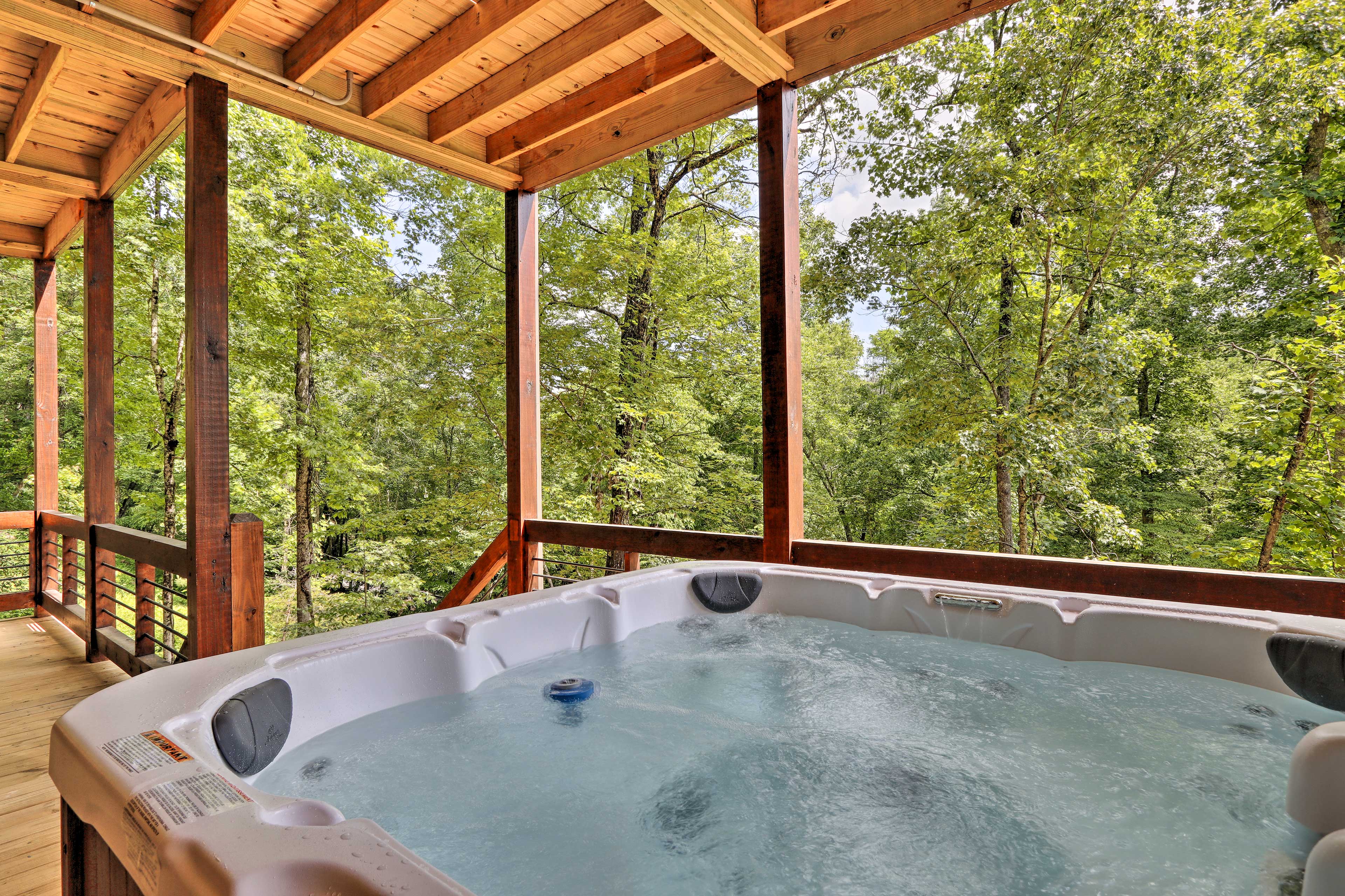 Deck | Private Hot Tub