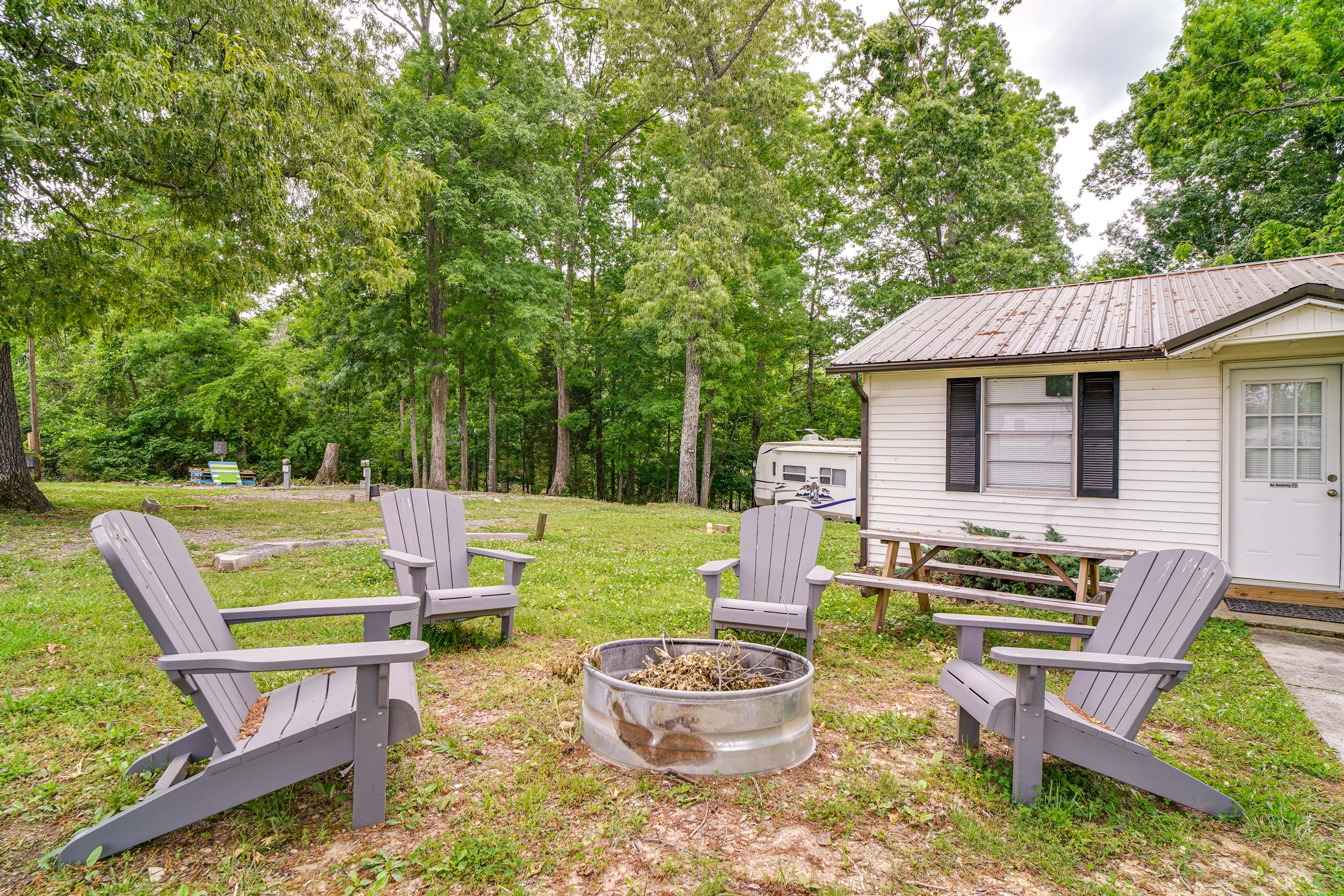 Outdoor Space | Fire Pit | Outdoor Dining | Charcoal Grill