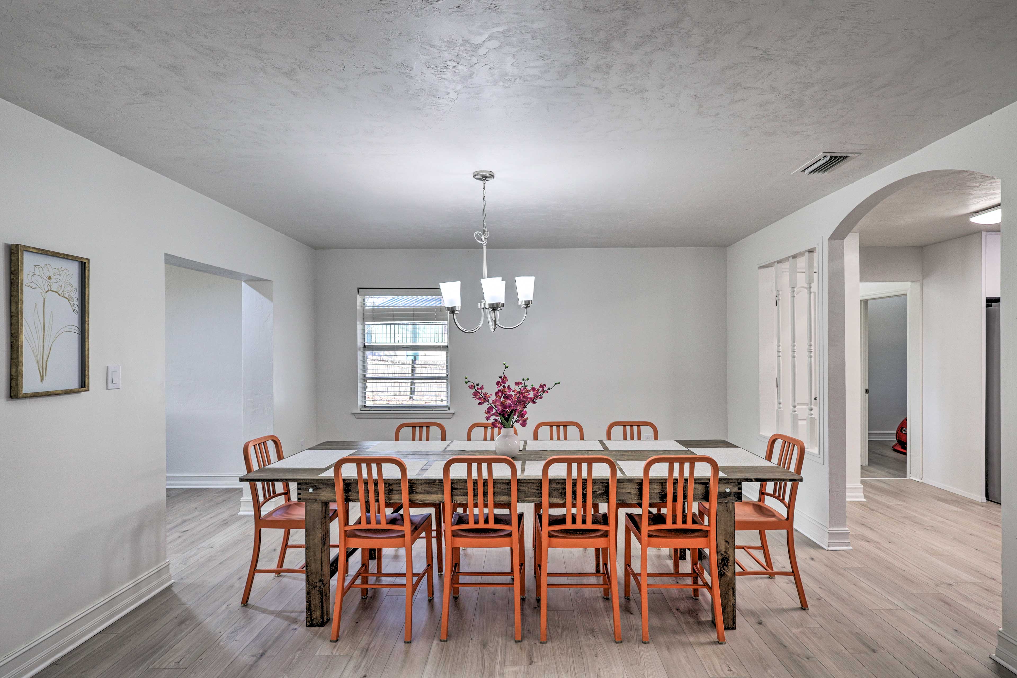 Formal Dining Room | Dishware/Flatware Provided