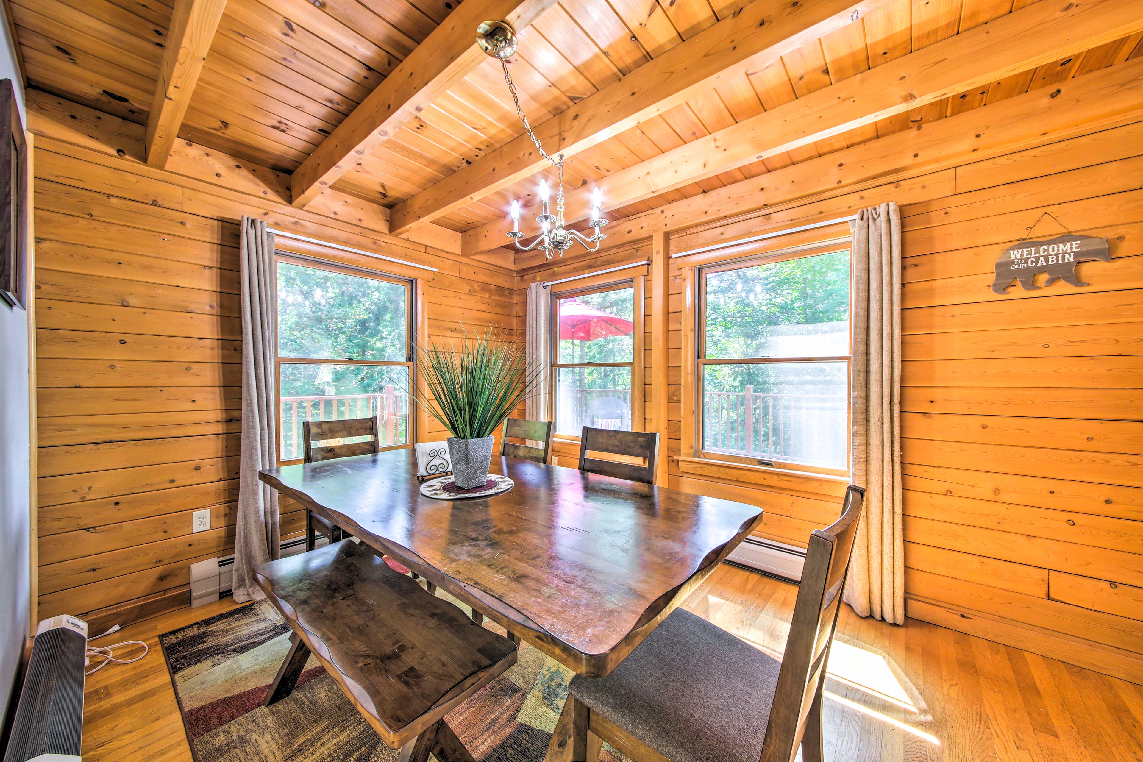 Dining Room | Dishware & Flatware Provided