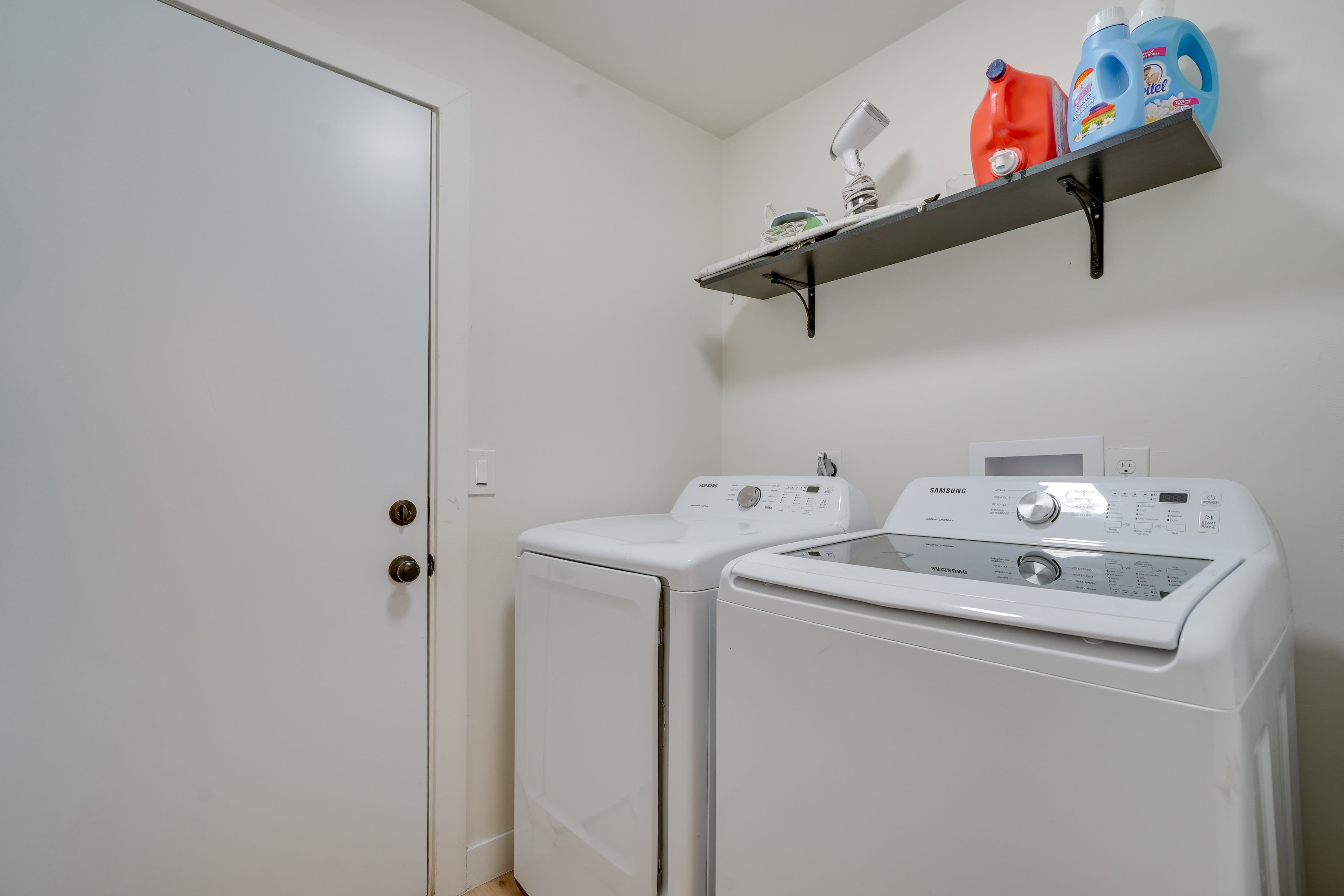 Laundry Room | Main Level | Laundry Detergent