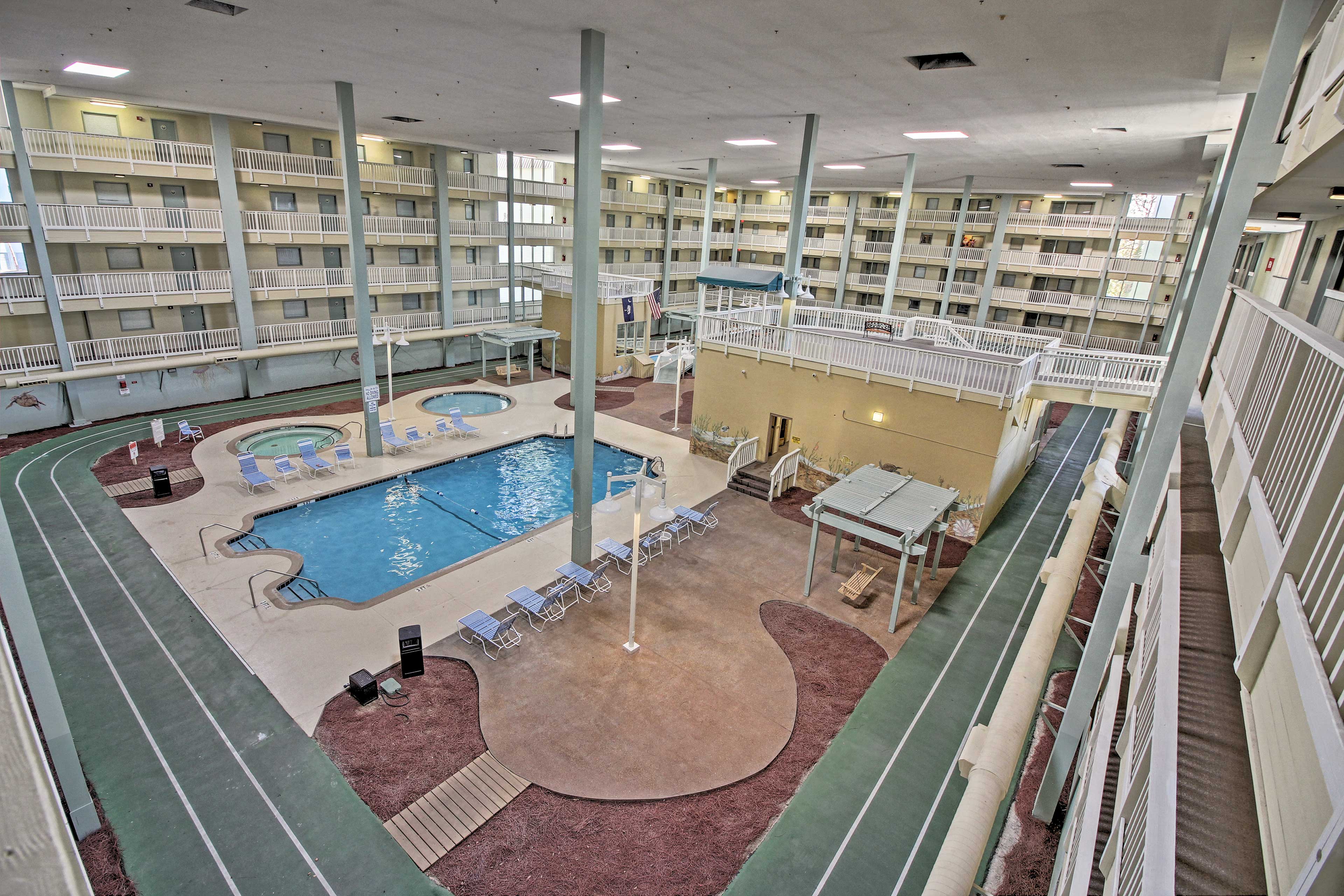 Community Amenities | Indoor Pool