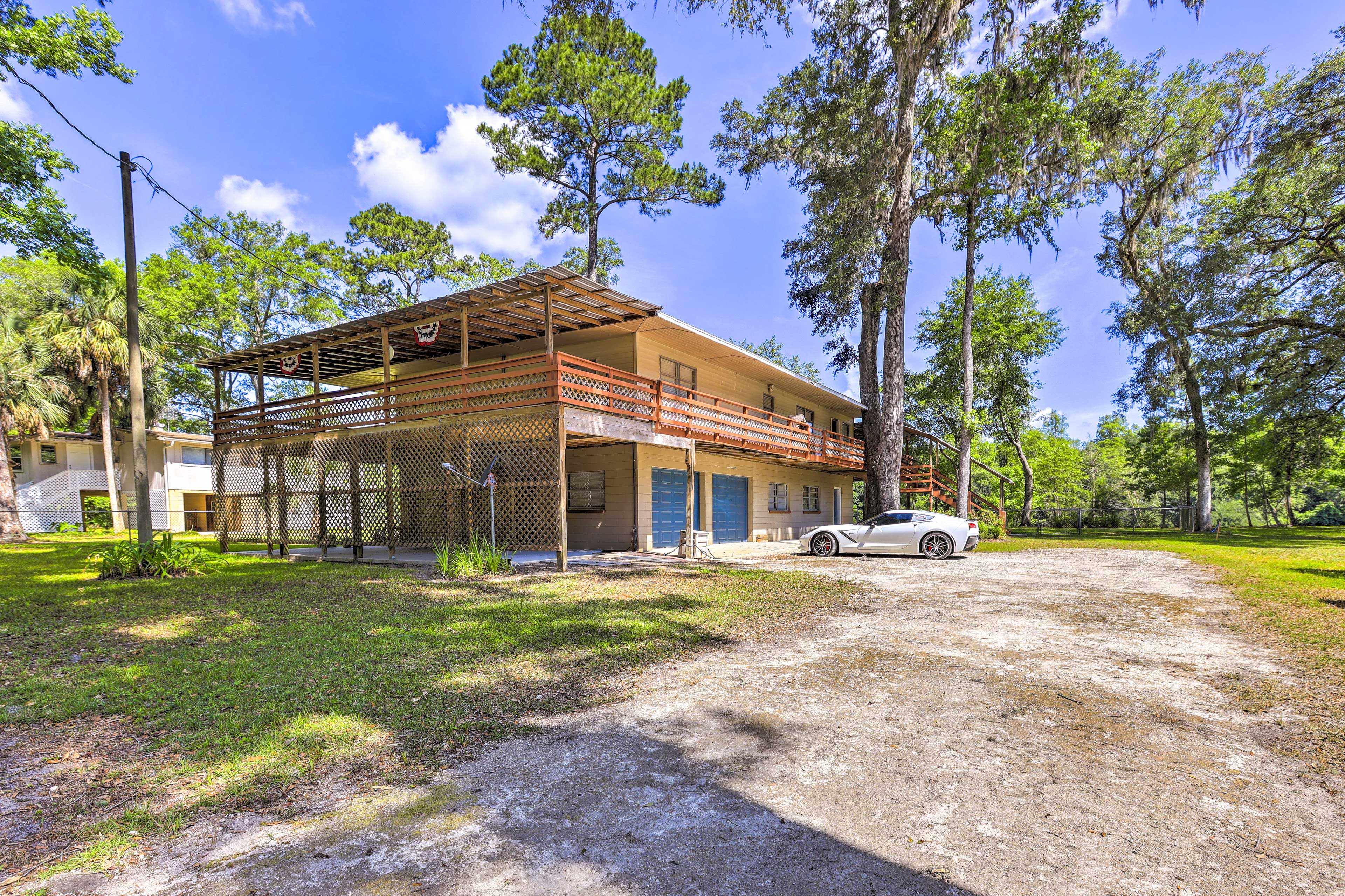 Parking | Garage (1 Vehicle) | Driveway (3 Vehicles)